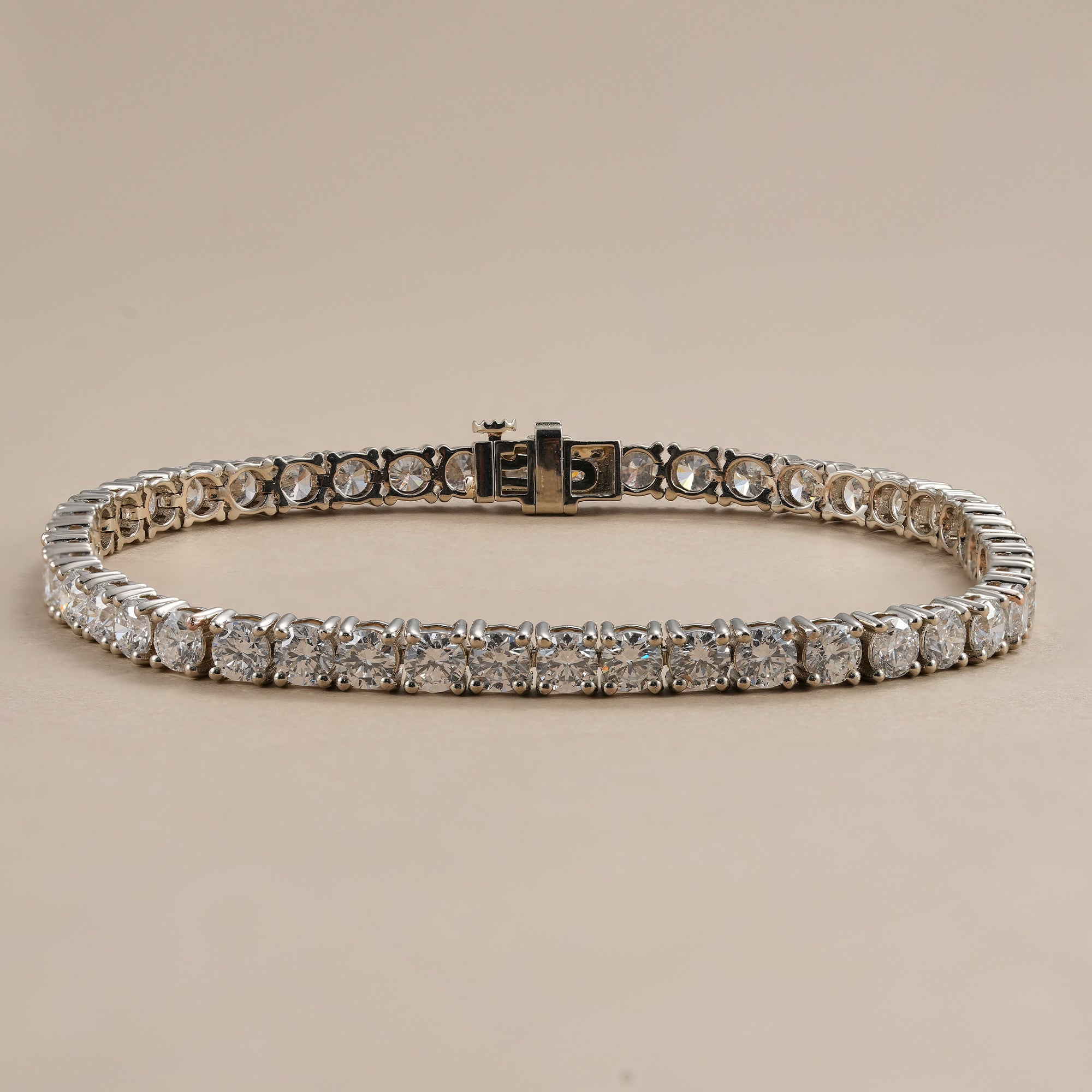 Round lab diamond tennis bracelet with brilliant round lab grown diamonds.