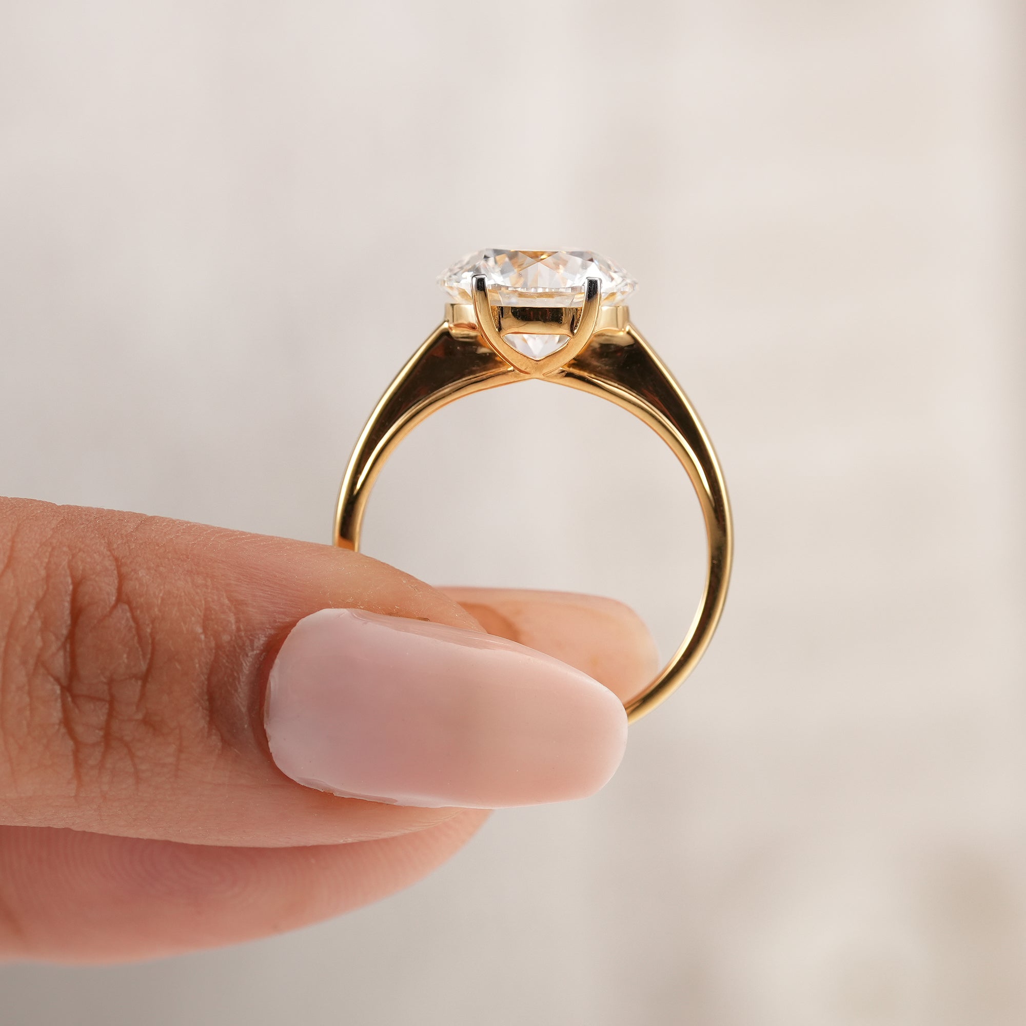3.70 CT Round Lab Grown Diamond Solitaire Engagement Ring, IGI Certified
