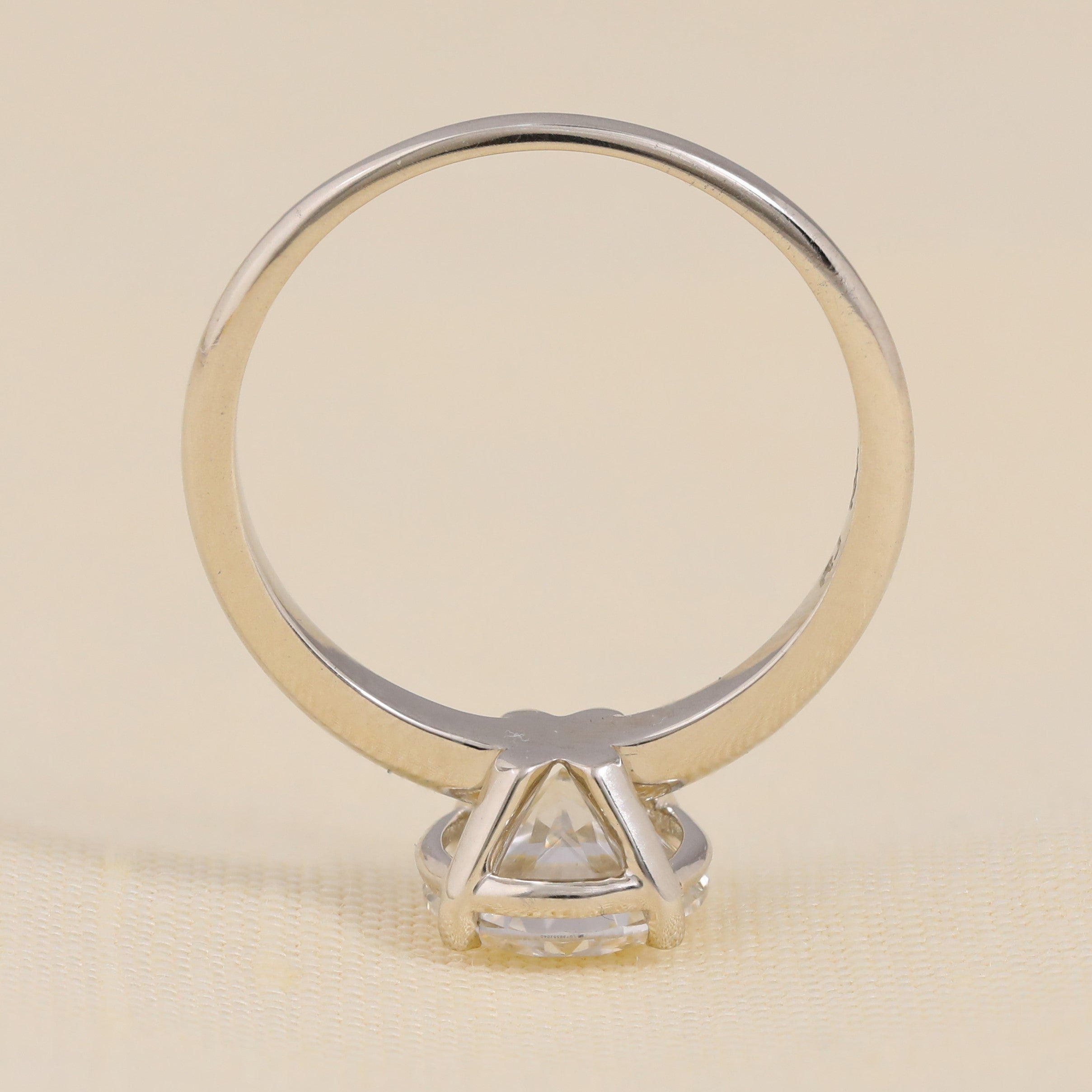 Round Cut Lab Grown Diamond Solitaire Engagement Ring