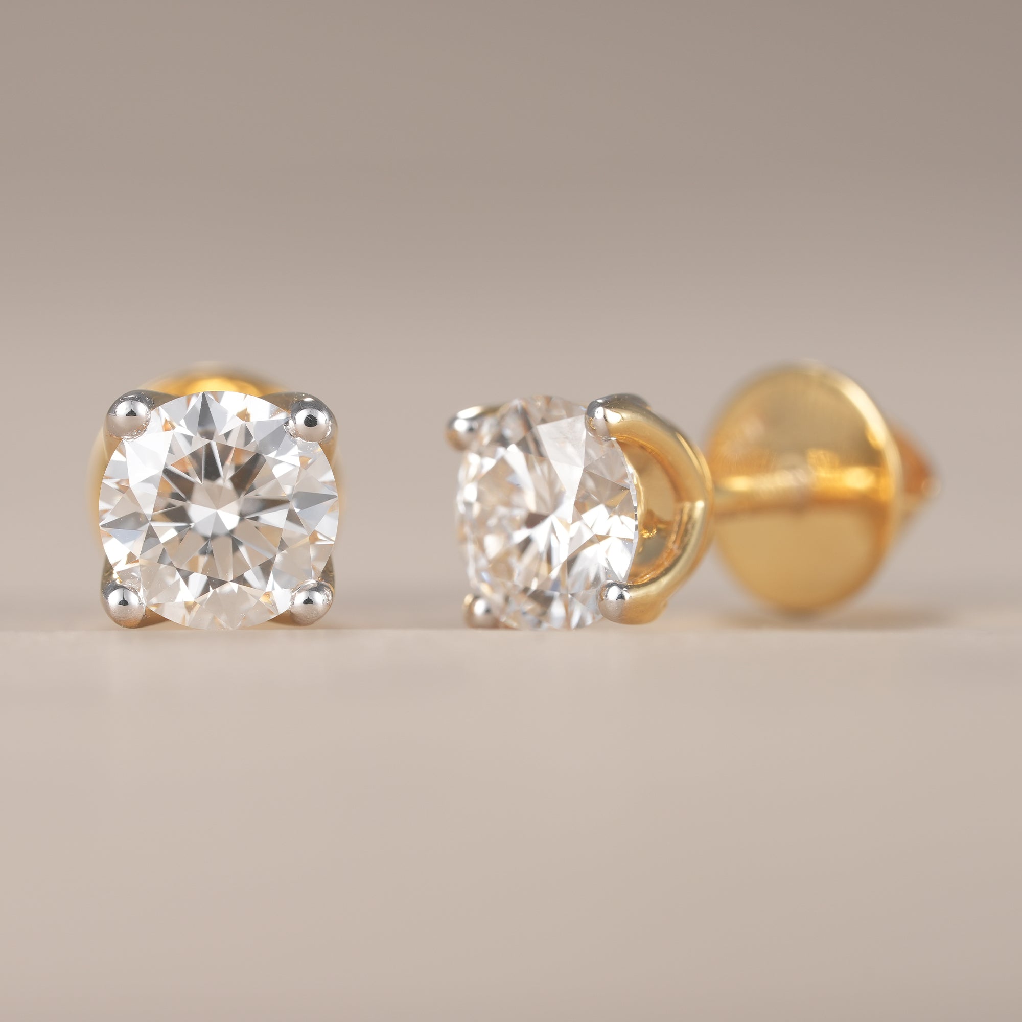 Round Cut Lab grown Diamond Stud Earrings