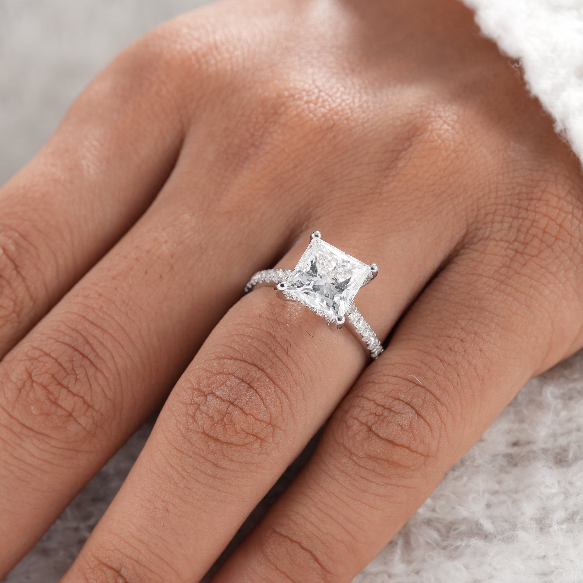 Elegant IGI certified princess diamond ring for women.