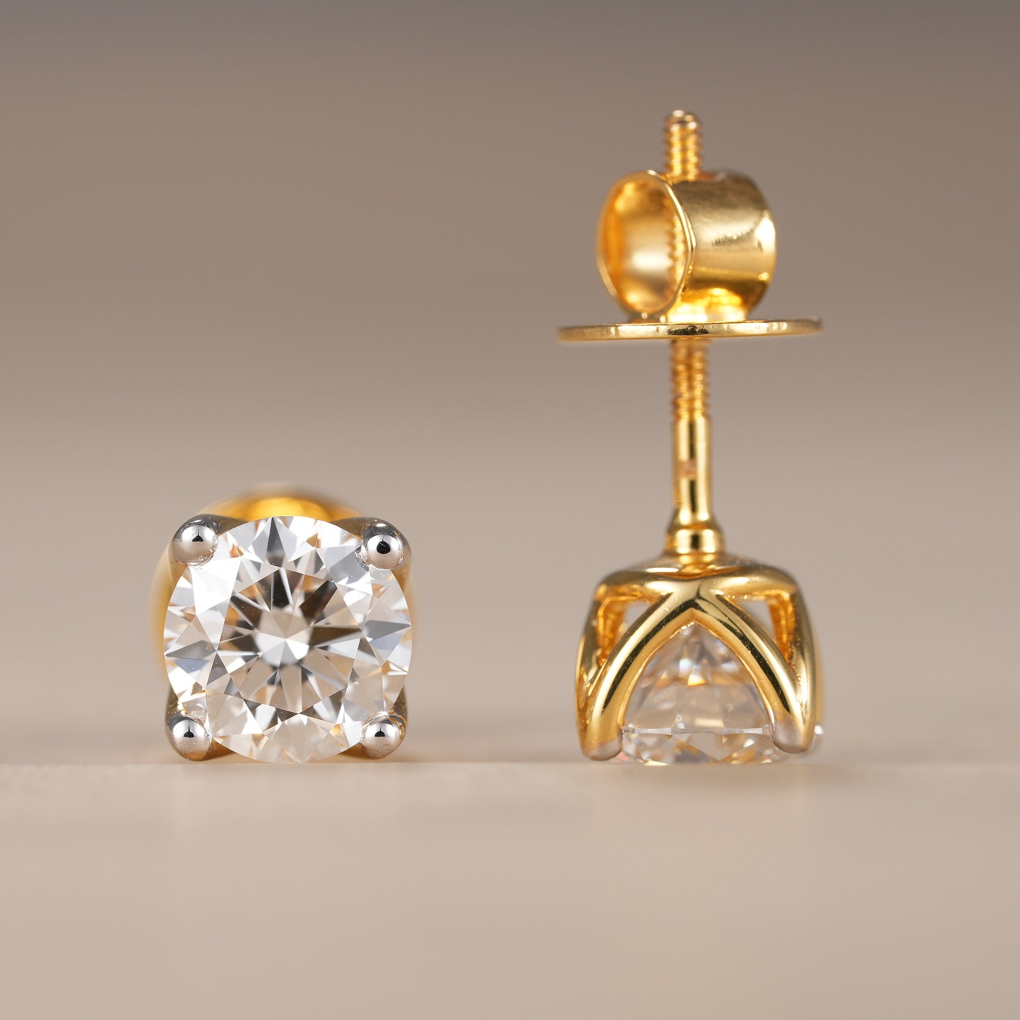 Round Cut Lab grown Diamond Stud Earrings