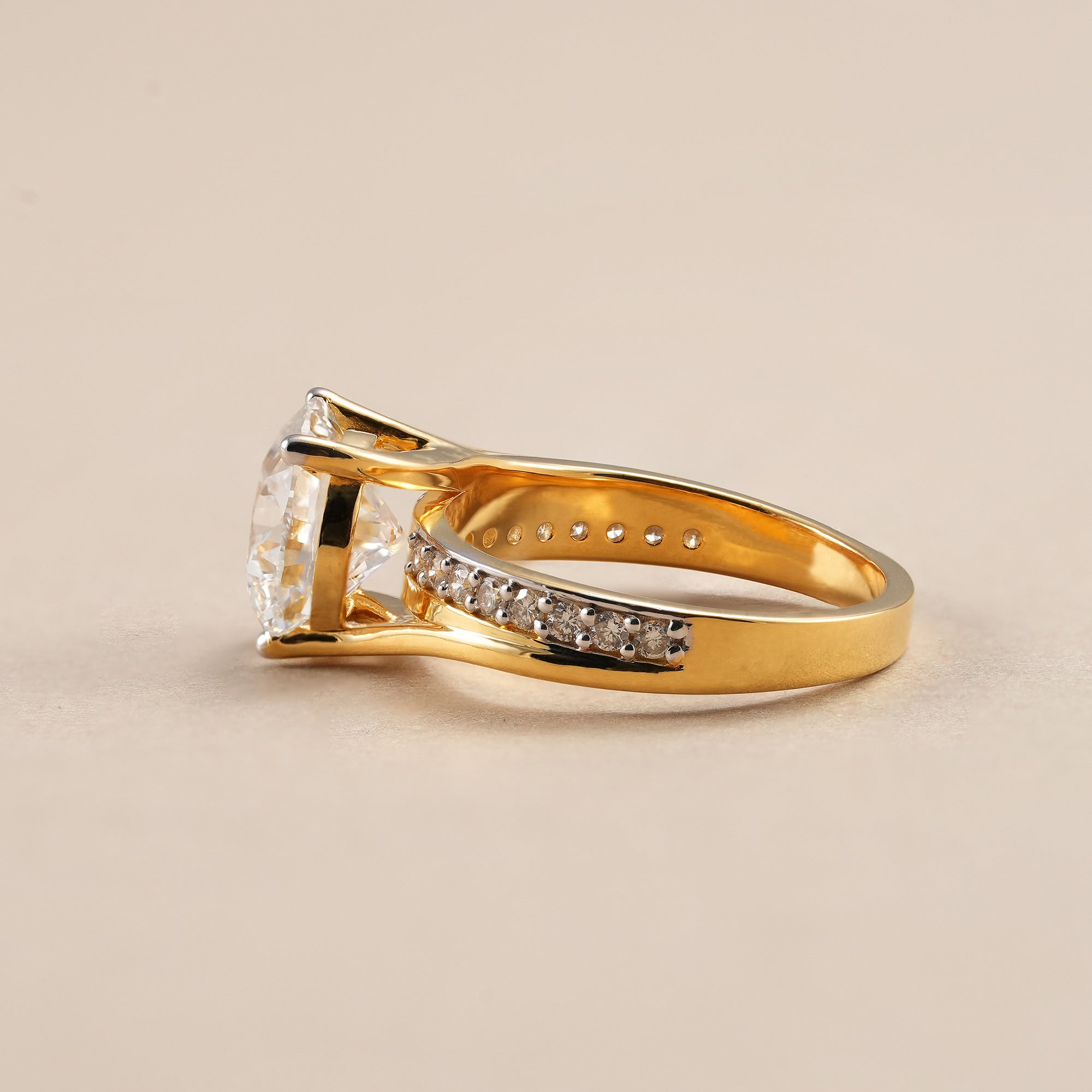Elegant round lab grown diamond bridal ring for women