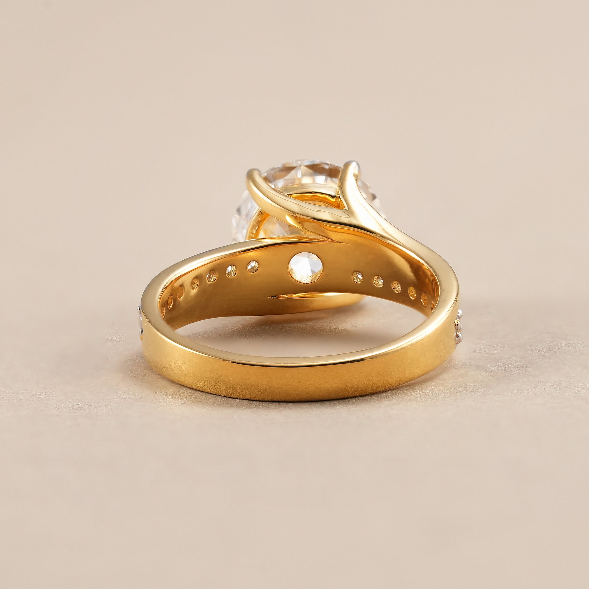 Classic round cut lab diamond ring handcrafted in solid gold