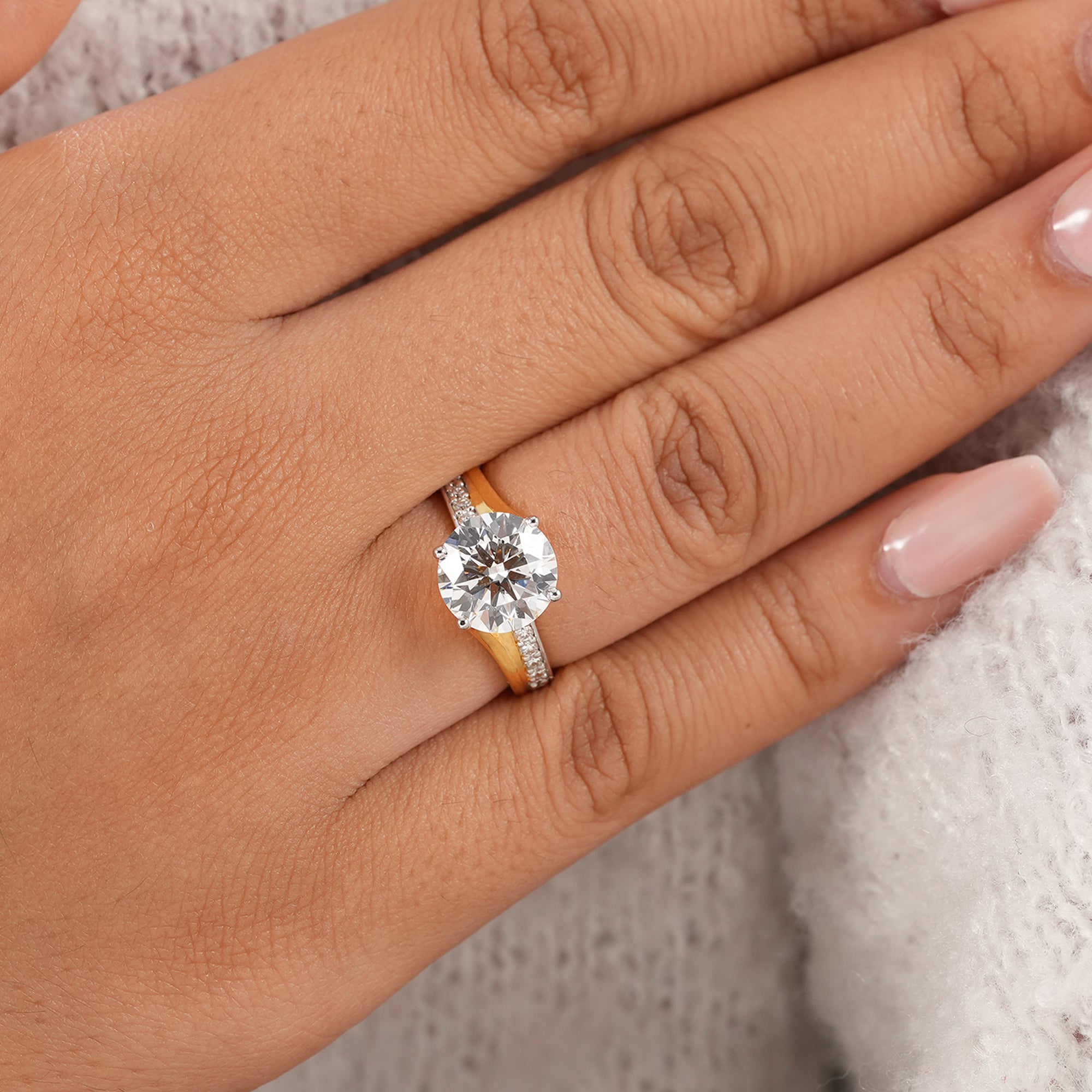 Sustainable lab grown diamond engagement ring with brilliant sparkle