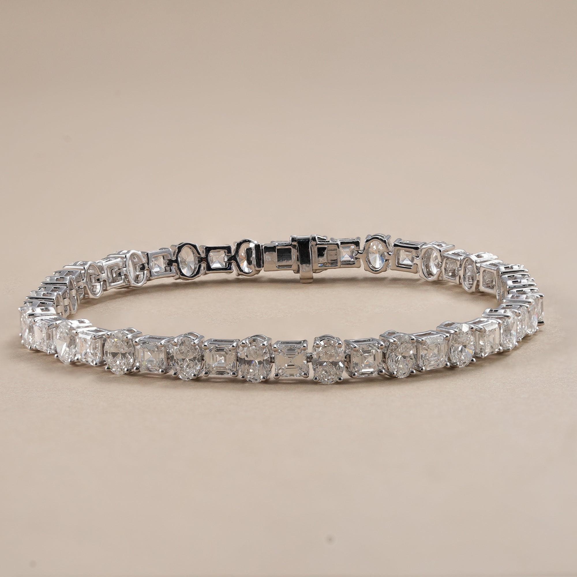 Alternative oval and asscher cut lab grown diamond tennis bracelet.
