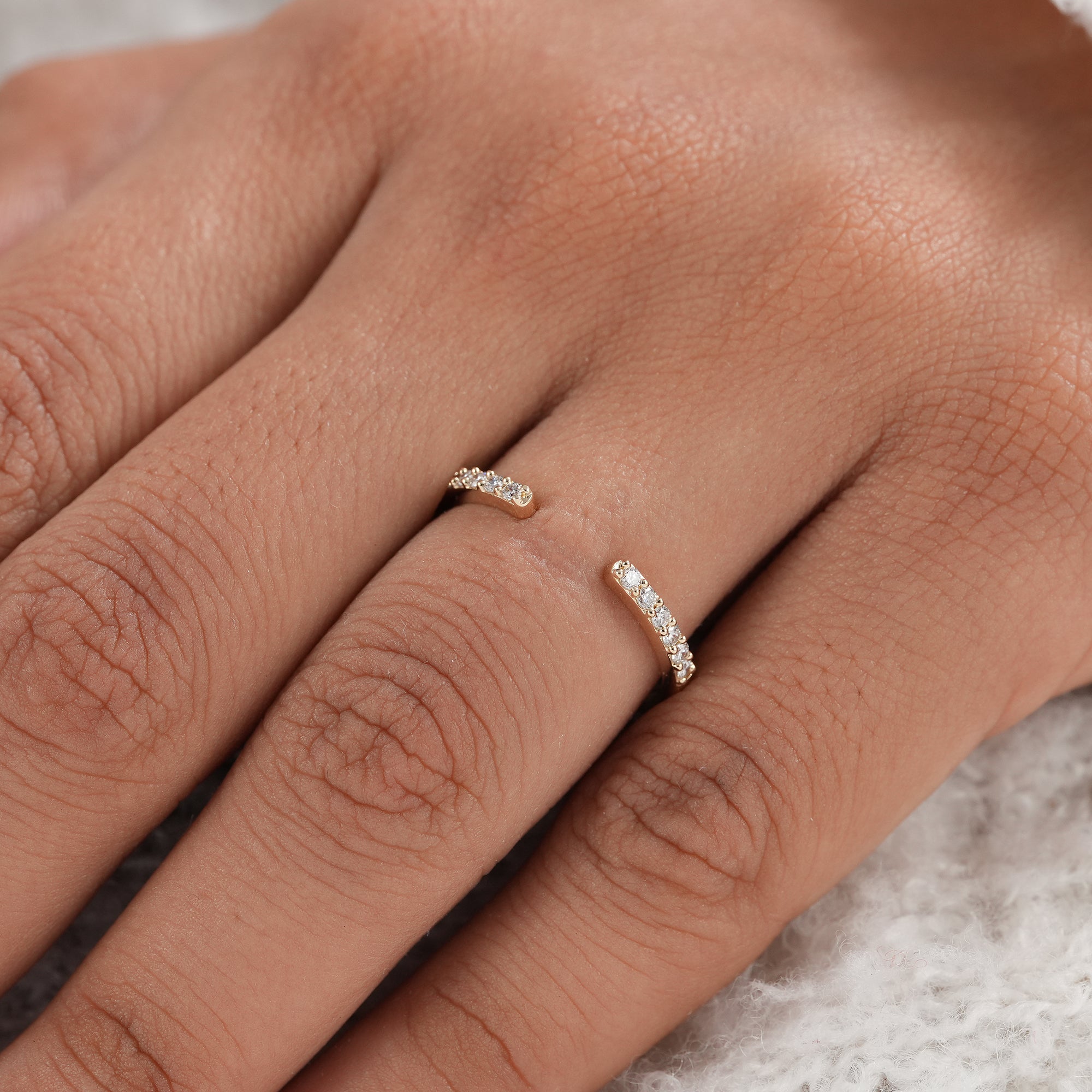 Open diamond band with round lab grown diamonds