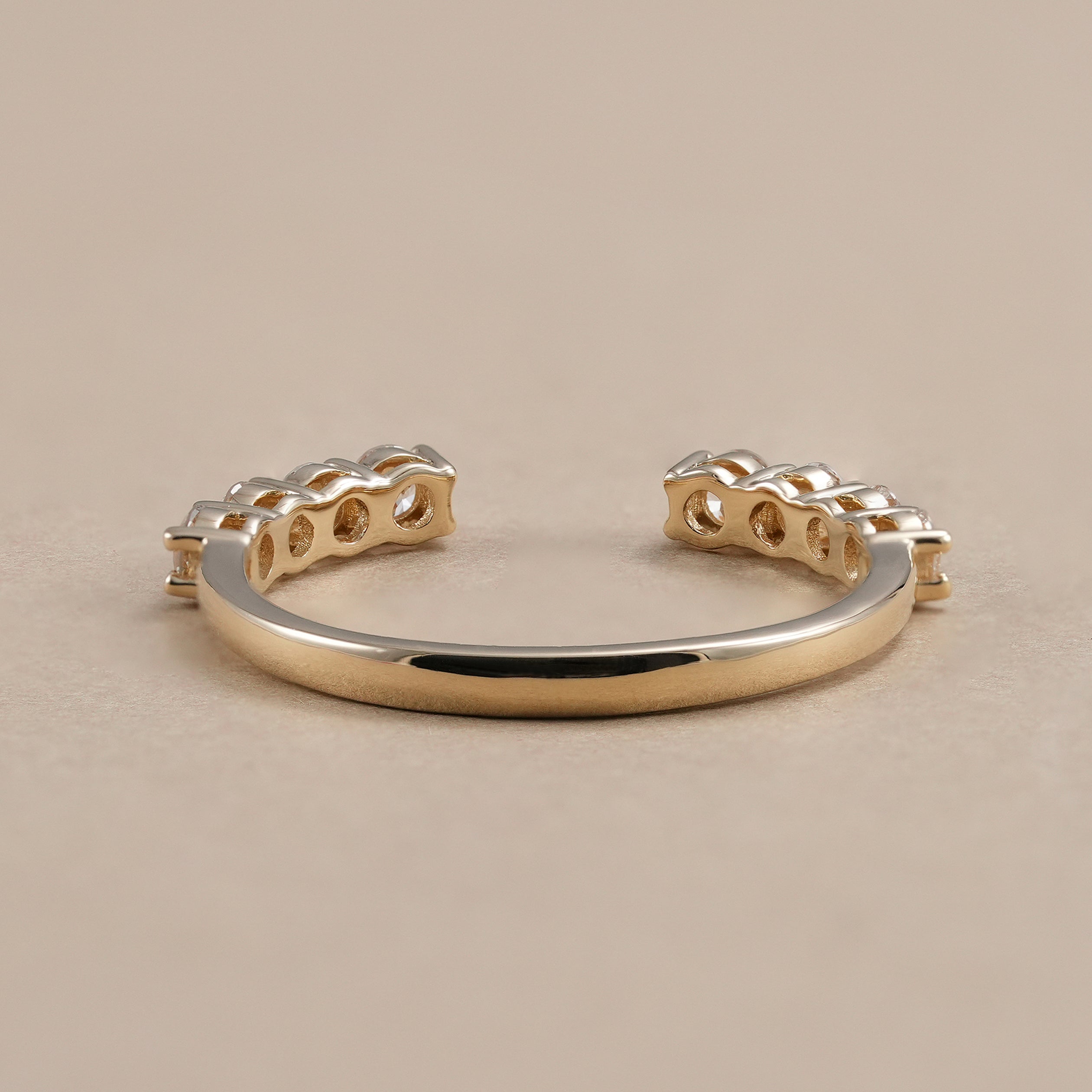 Open diamond stacking band with lab grown diamonds