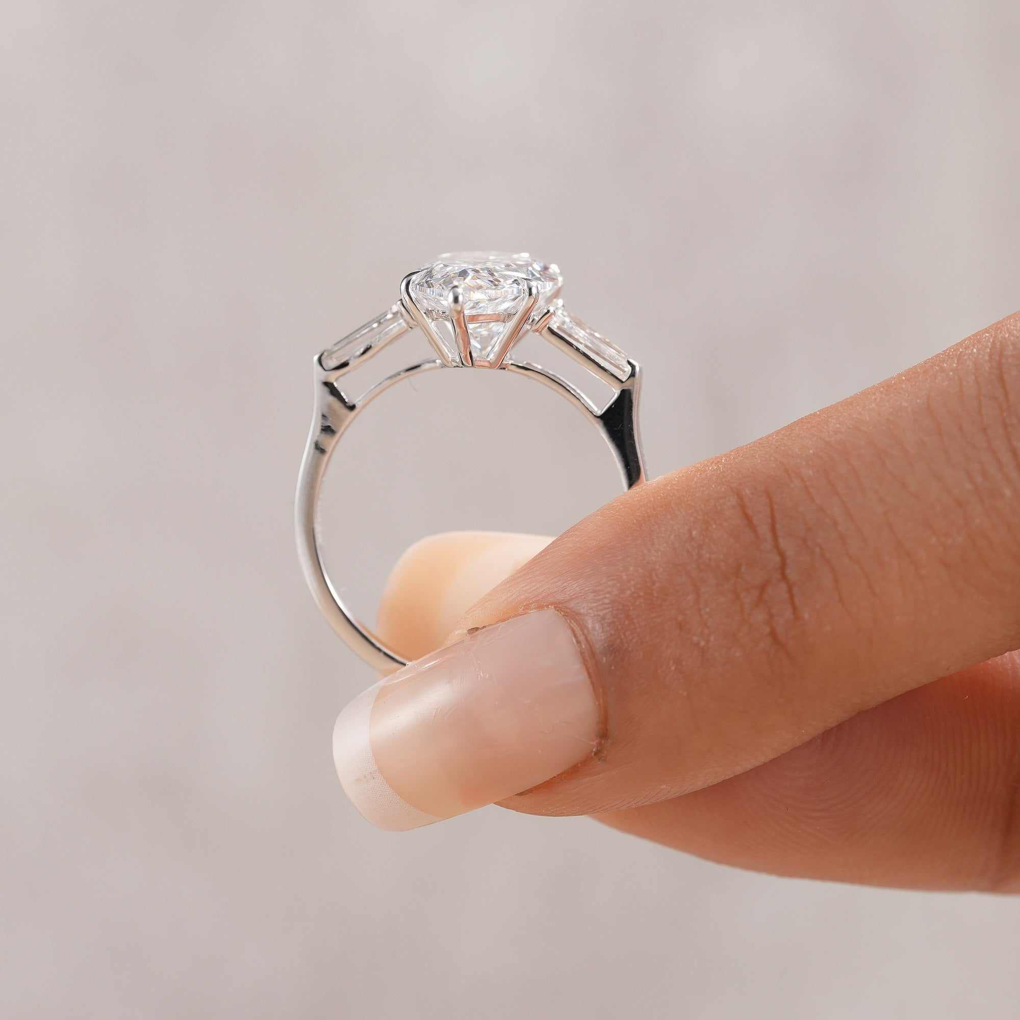 Pear shaped lab diamond ring side profile