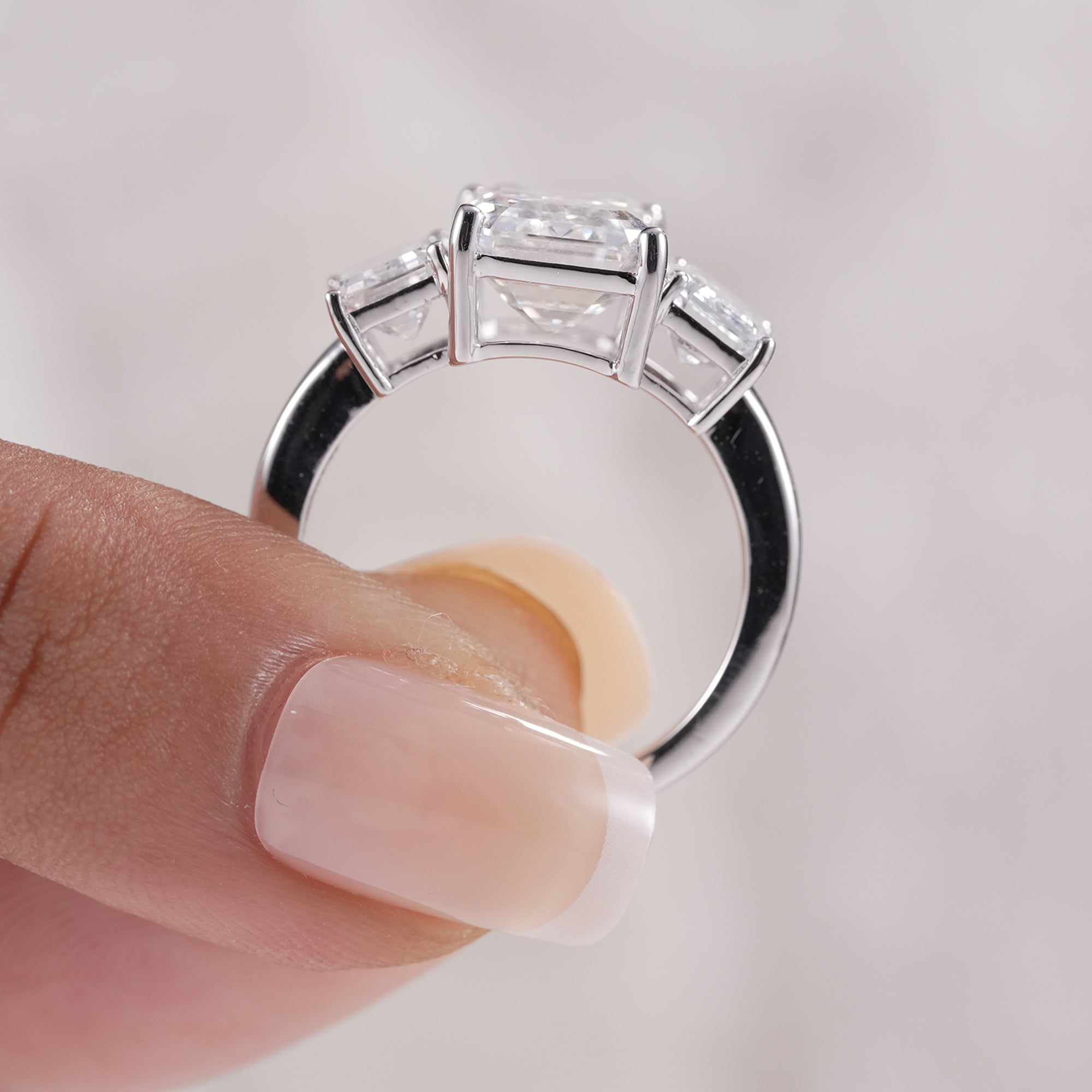 Fine jewelry emerald lab diamond bridal ring