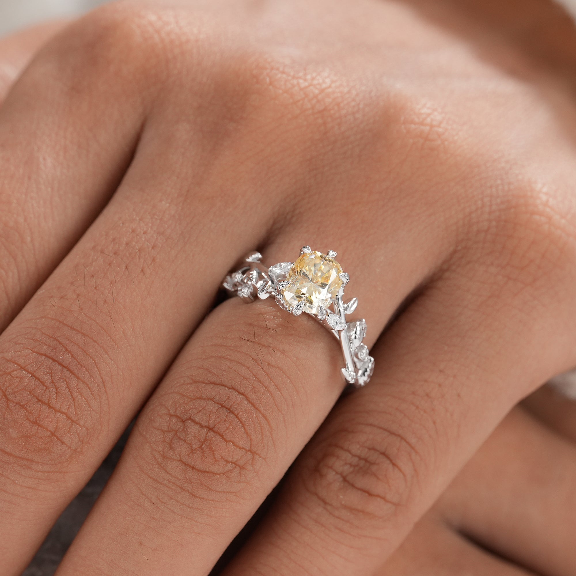 Nature inspired bridal ring with sparkling lab diamonds.