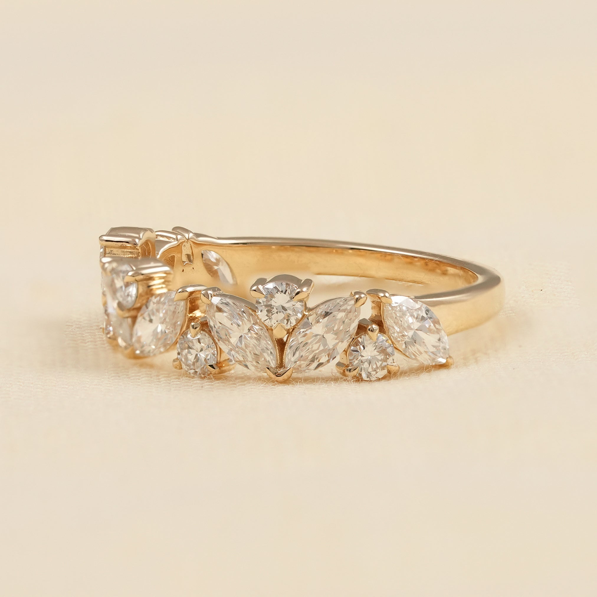 Prong Set Diamond Cluster Ring for Women Luxury Bridal Jewelry