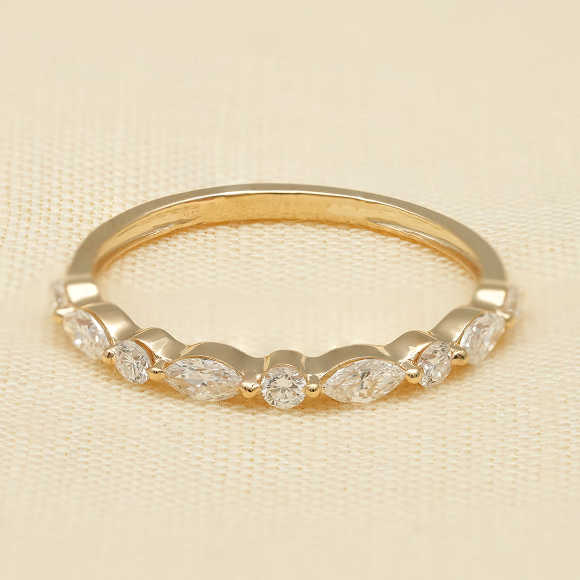Oval Cut Lab Grown Diamond Bridal Ring Set