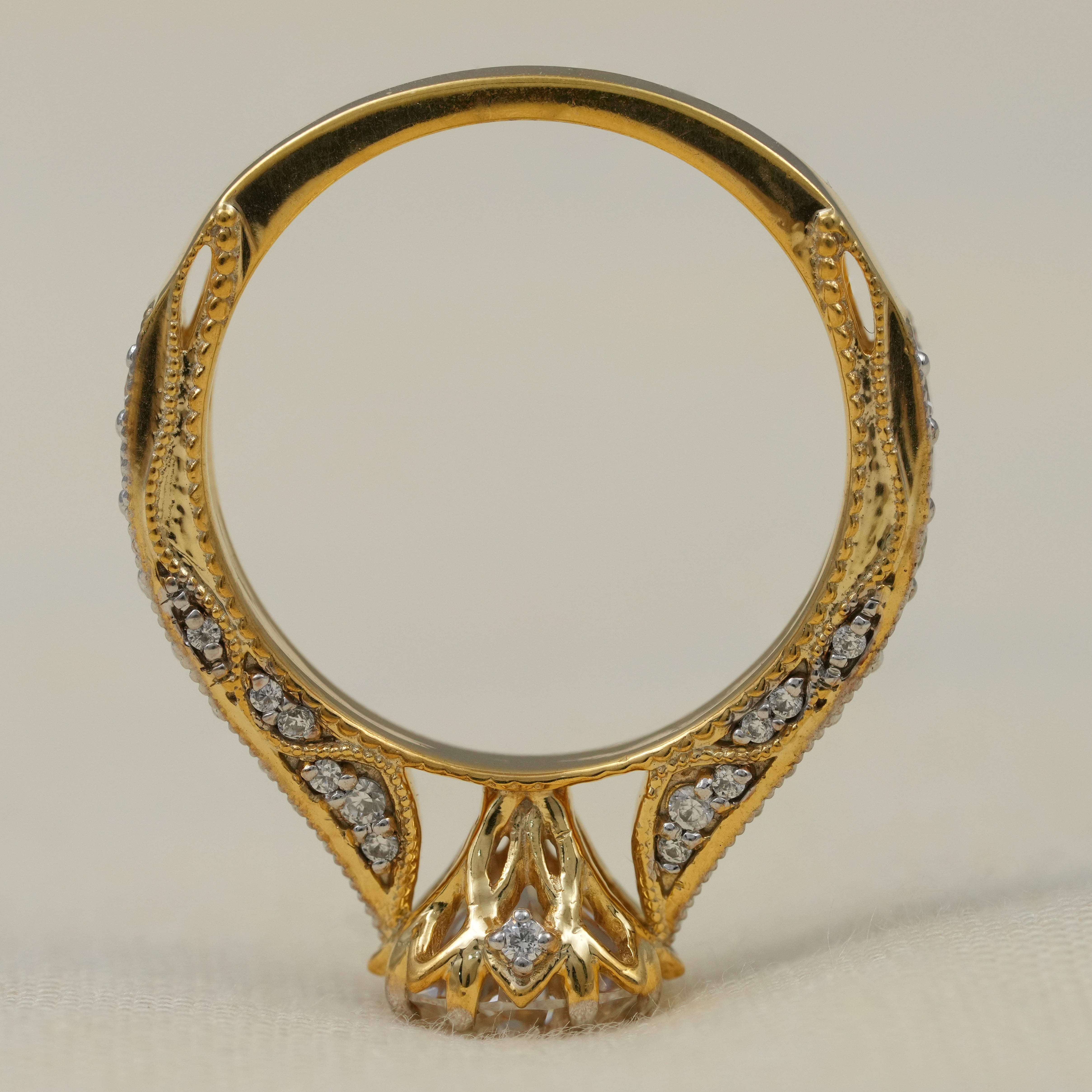 Round Cut Lab Grown Diamond Engagement Ring