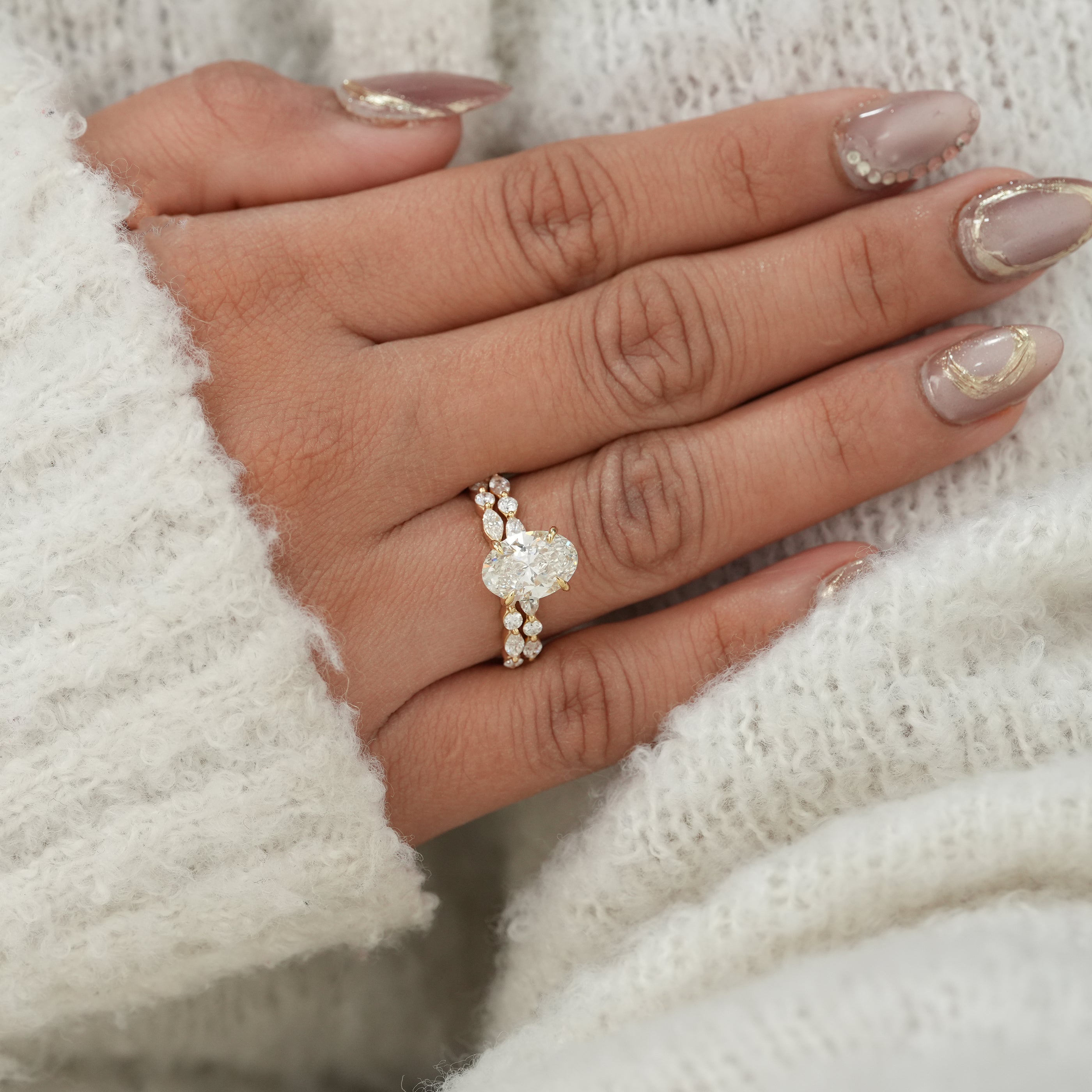 Oval Cut Lab Grown Diamond Bridal Ring Set