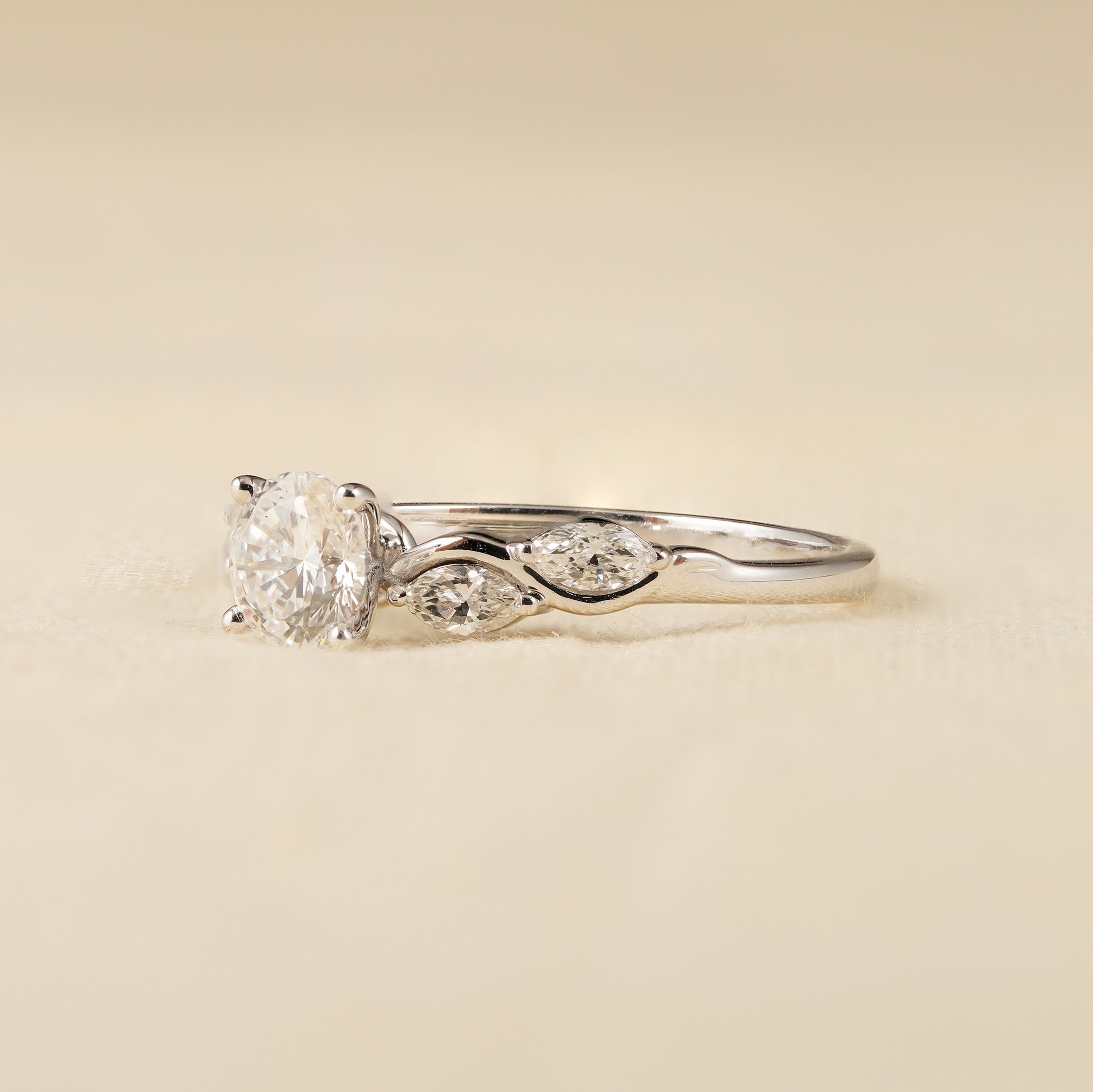 Vintage Style Round Lab Grown Diamond Ring in White Gold Setting