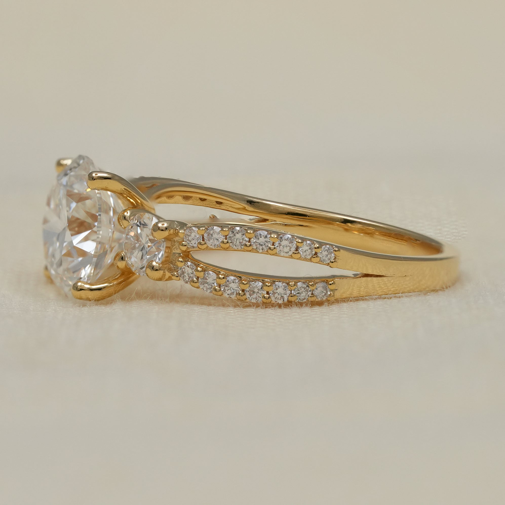 Round lab grown diamond engagement ring with double pavé band