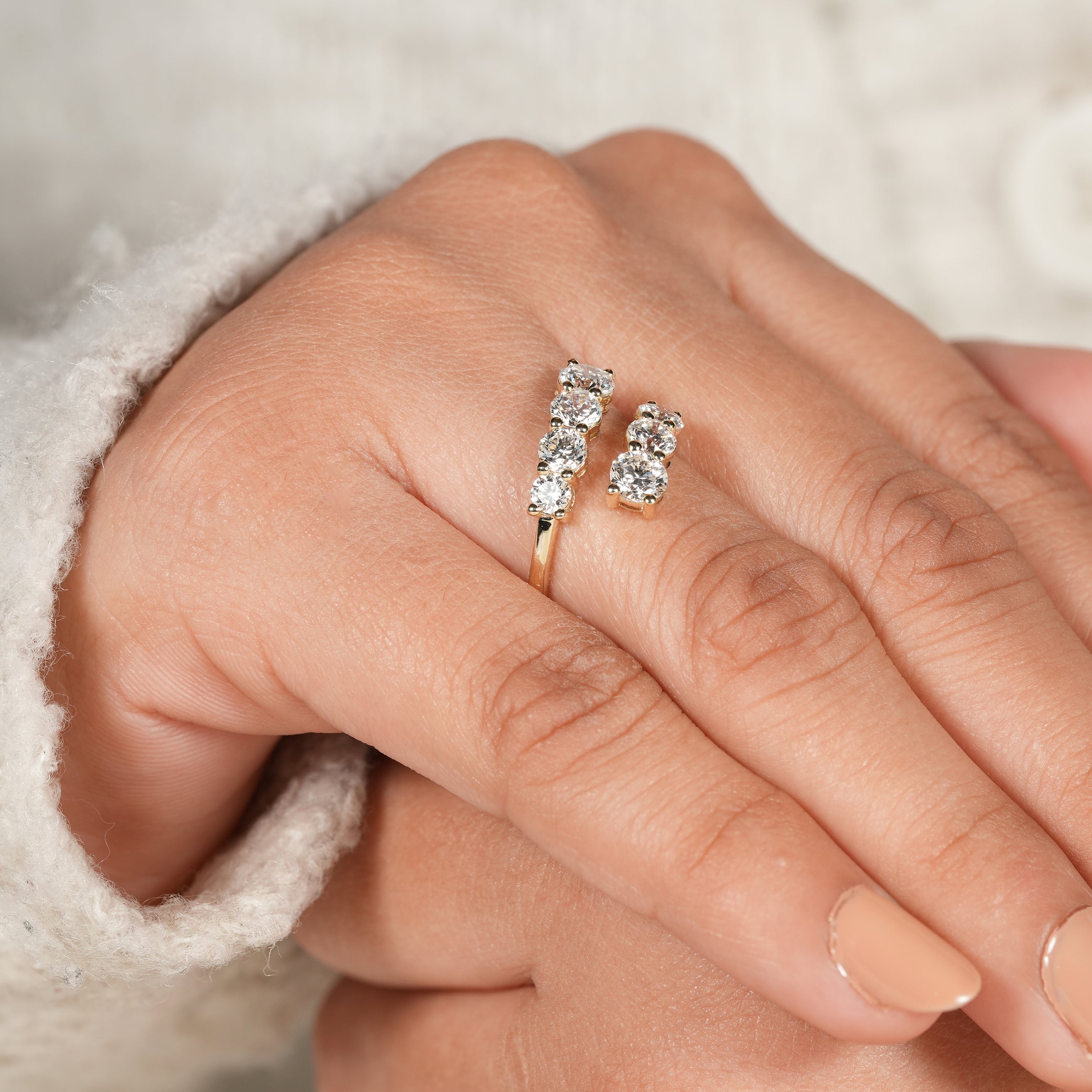 Fine Jewelry Open Diamond Ring with Elegant Minimalist Style