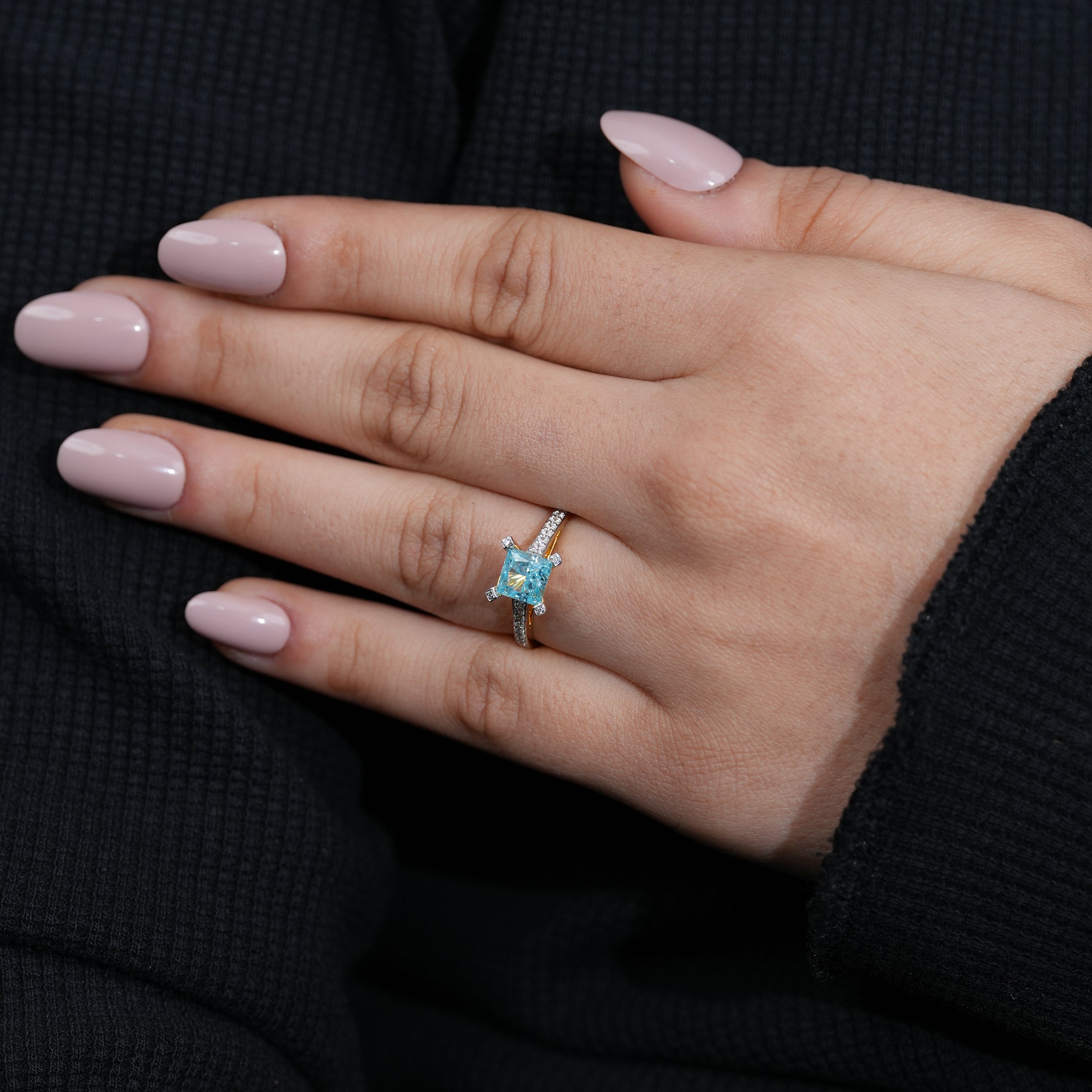 Luxury square lab grown diamond engagement ring with gold band