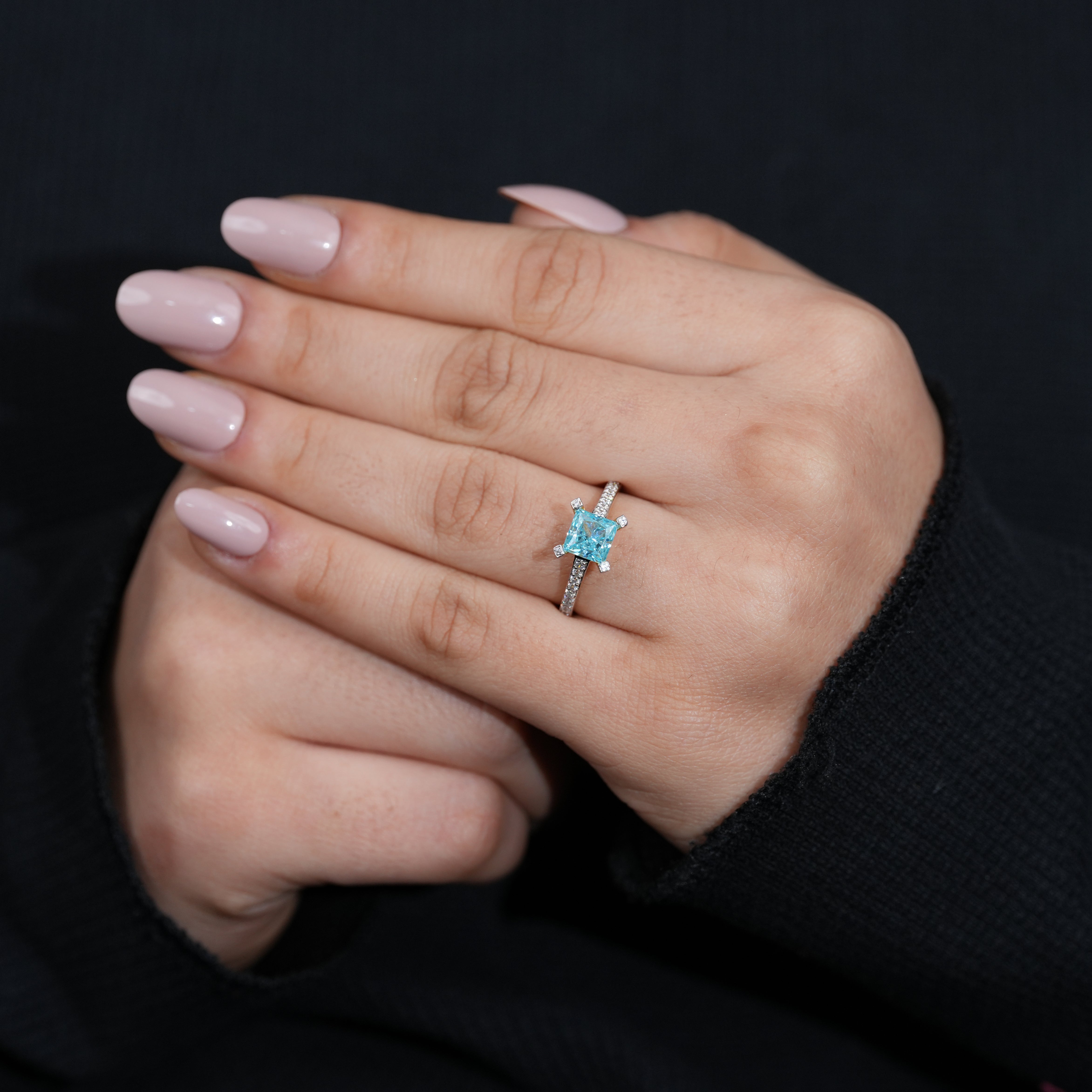 Timeless square lab grown diamond ring with polished gold setting