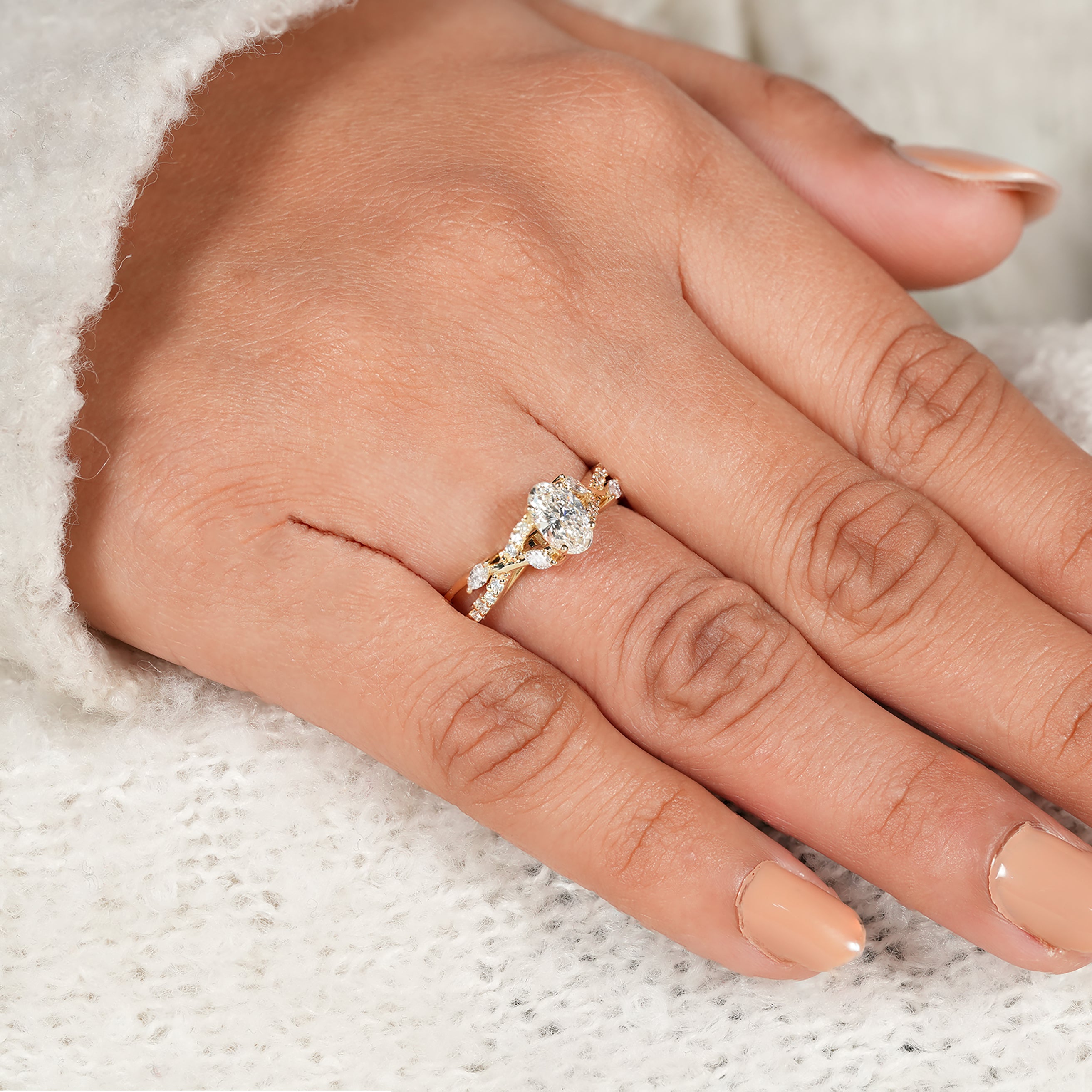 Luxury Oval Lab Diamond Bridal Ring with Organic Twist Band