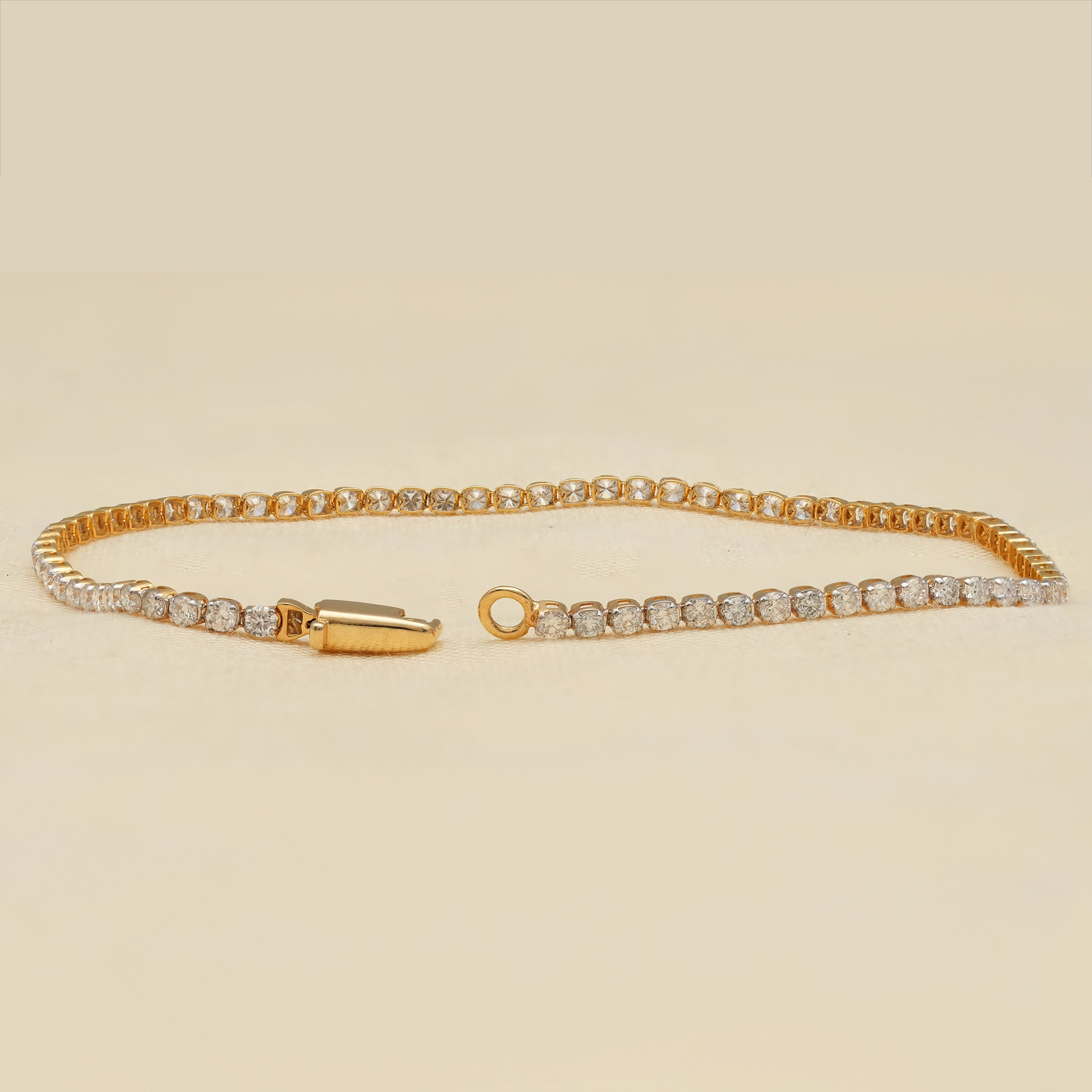 Minimalist Round Lab Grown Diamond Tennis Bracelet