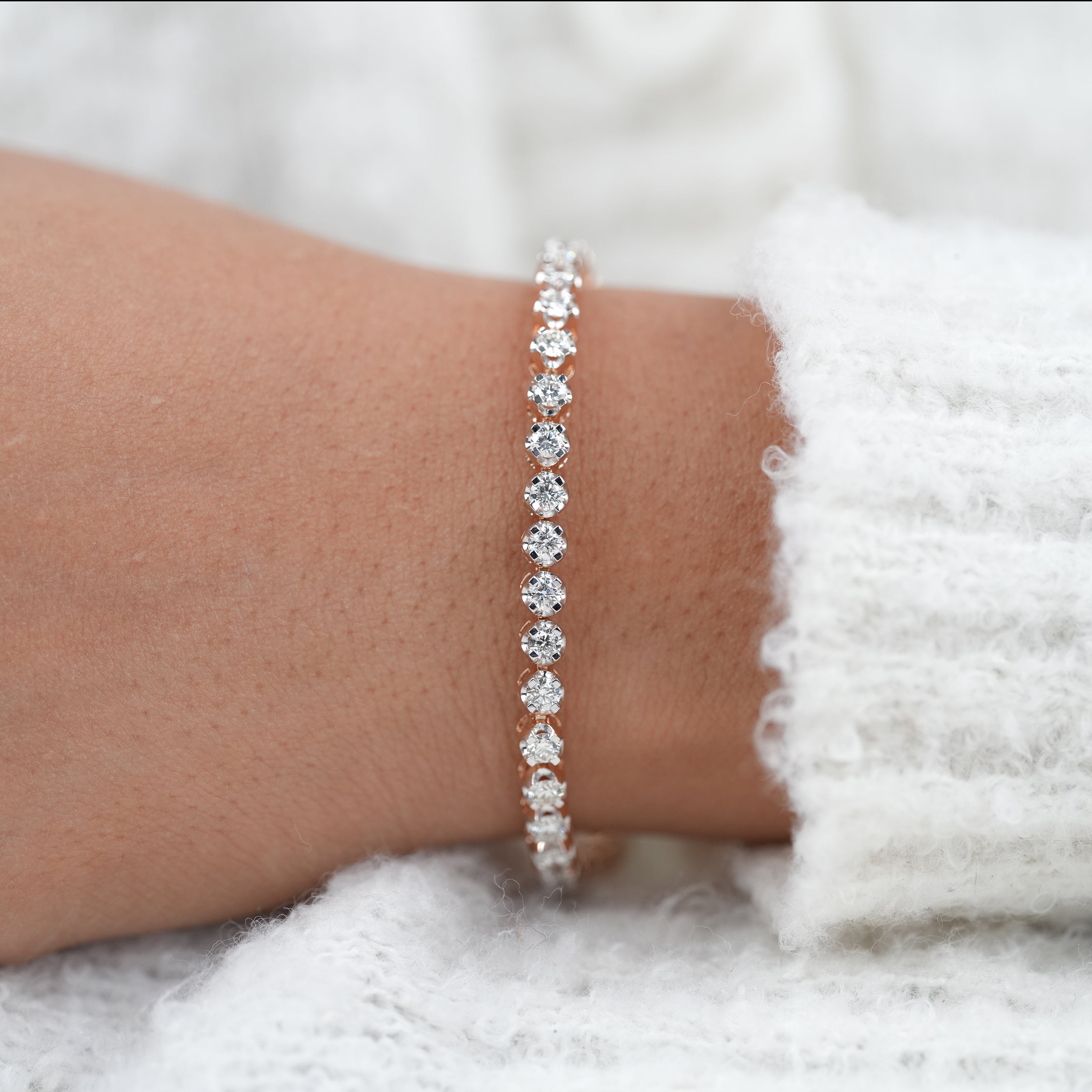 Classic Style Round Lab Diamond Tennis Bracelet