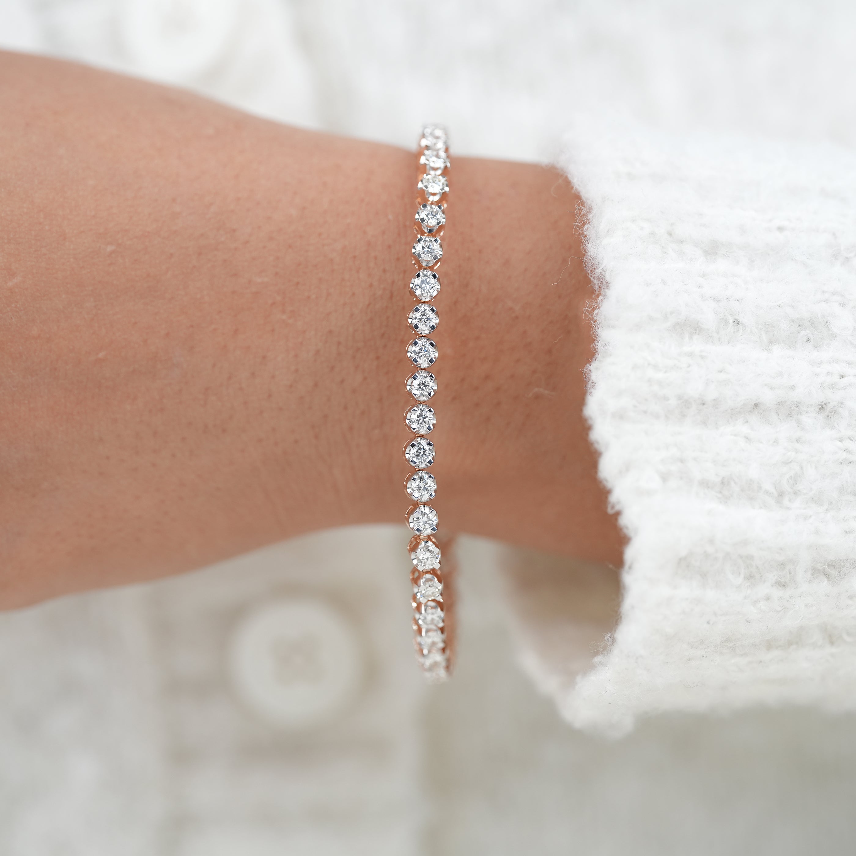 Classic Style Round Lab Diamond Tennis Bracelet