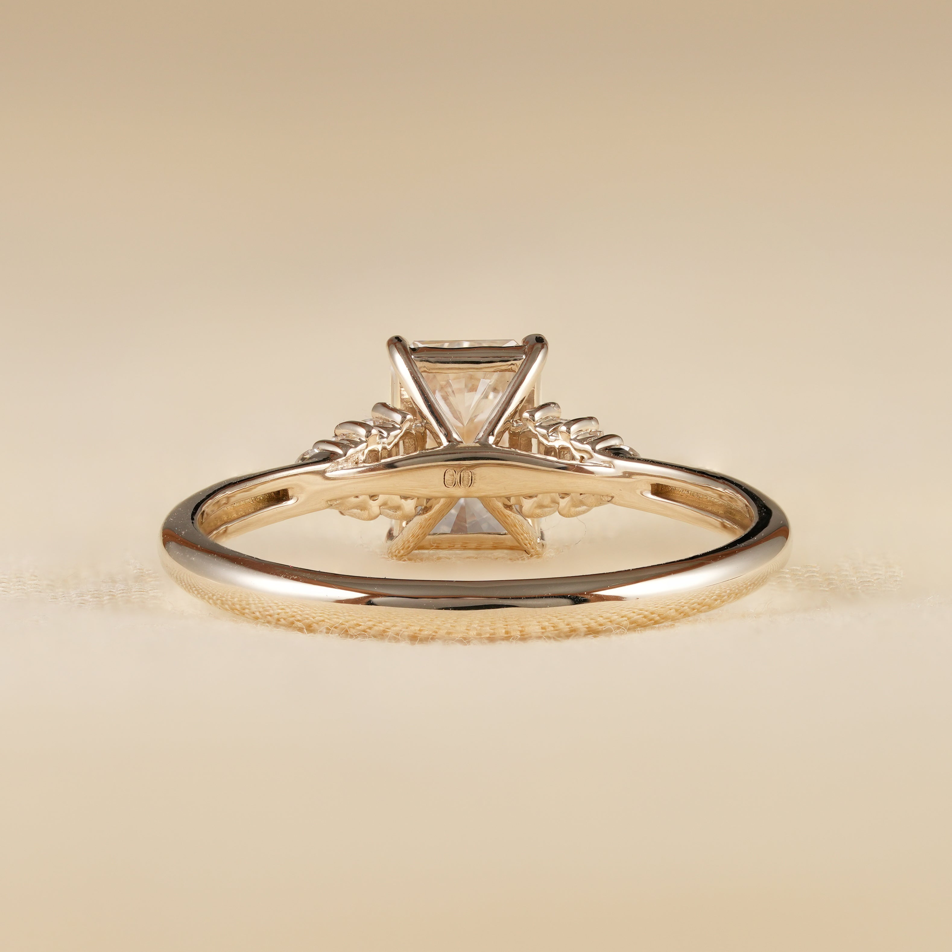 Elegant Radiant Cut Diamond Ring with Tapered Baguette Side Accents