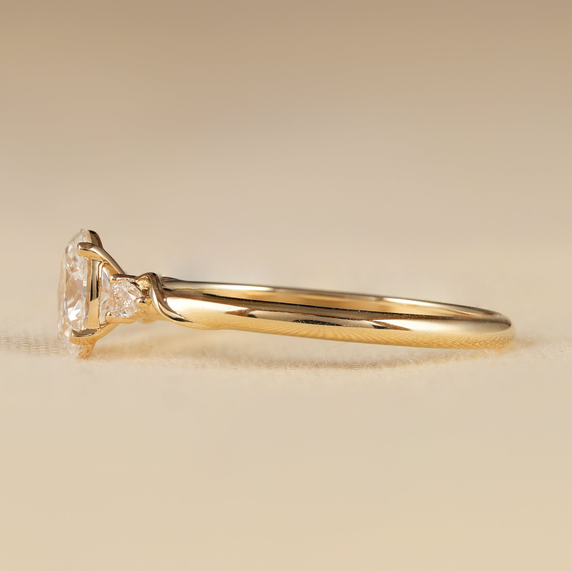 Twisted Band Oval Lab Diamond Engagement Ring for Women