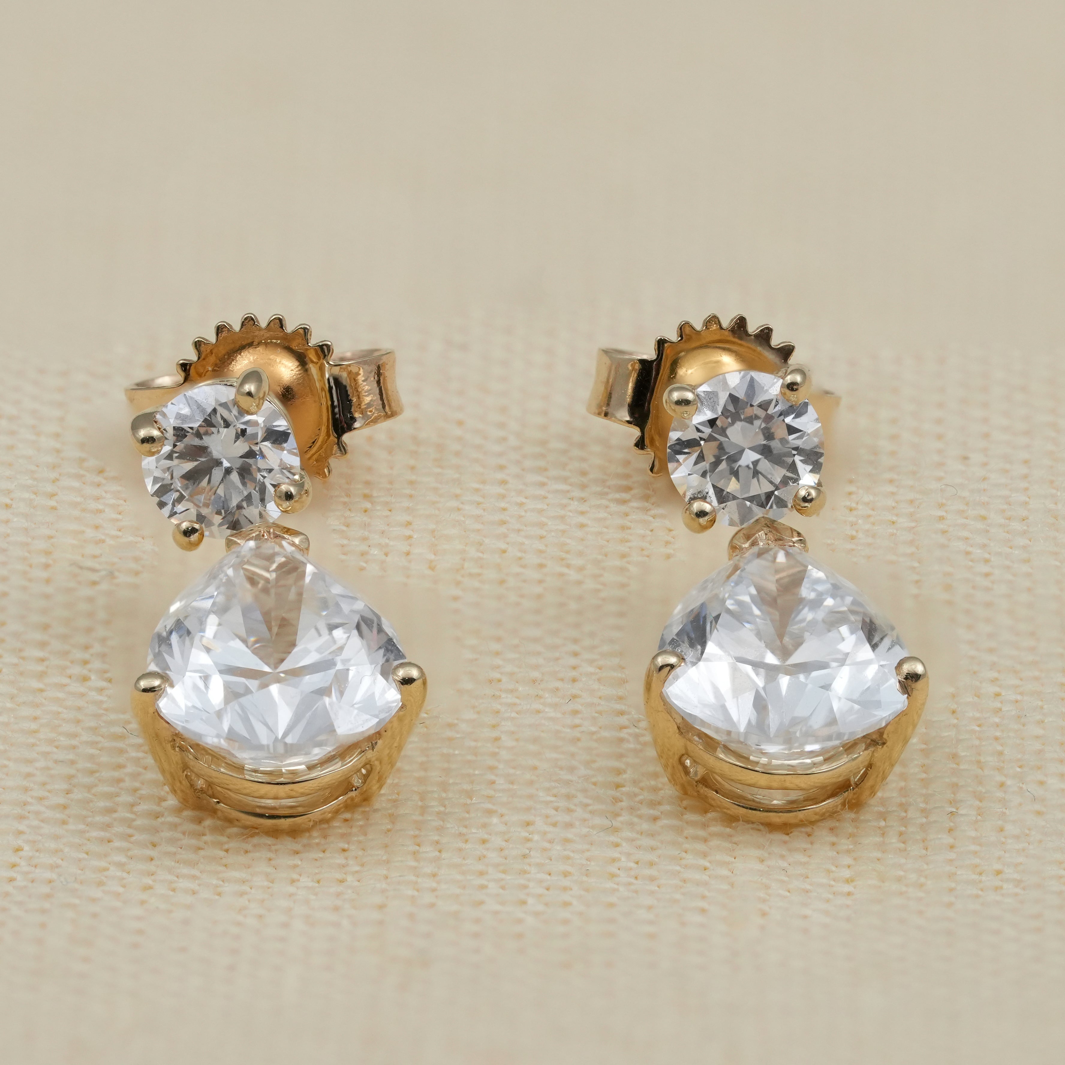 Minimal Pear Drop Lab Diamond Stud Earrings