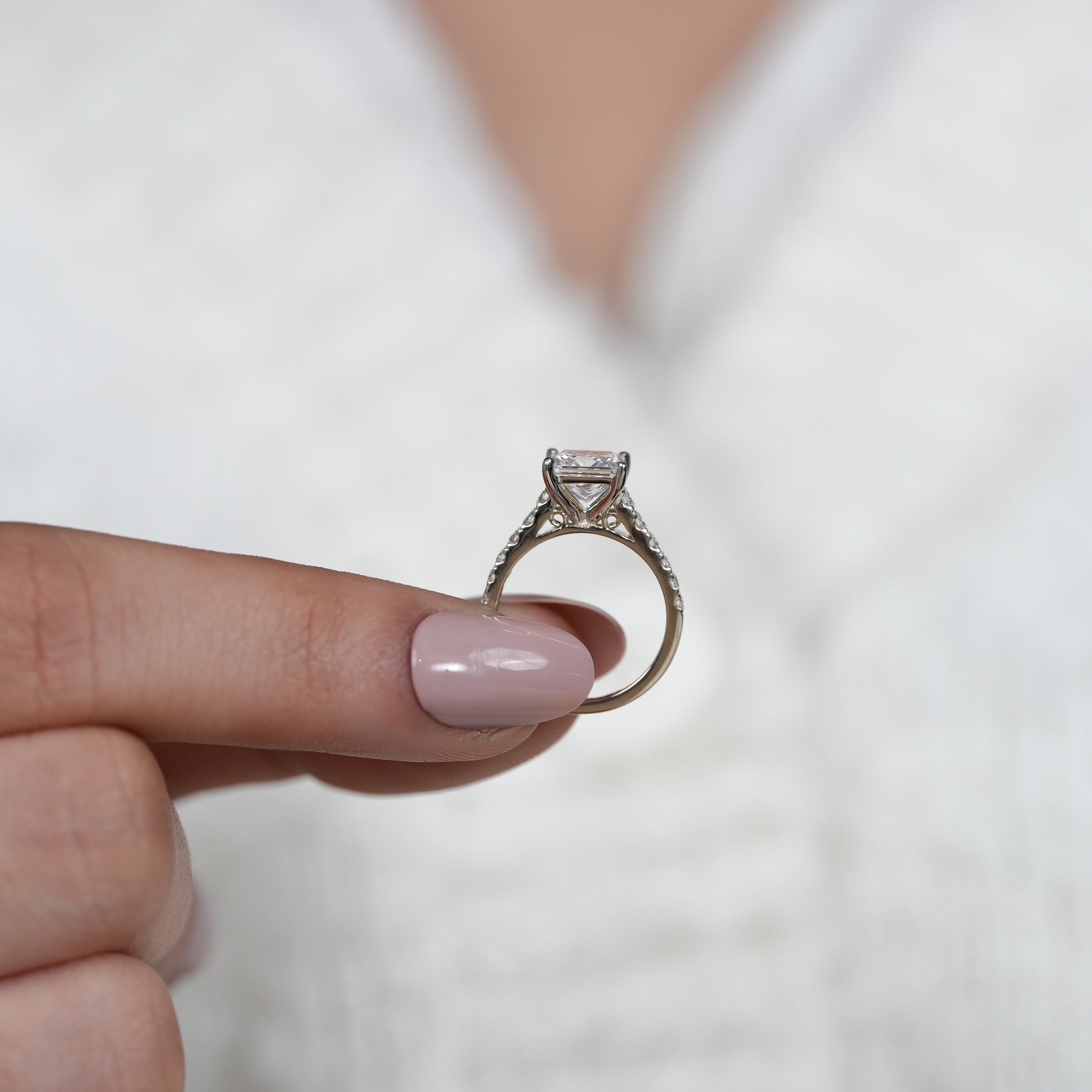 Fine jewelry princess lab grown diamond ring with side stones
