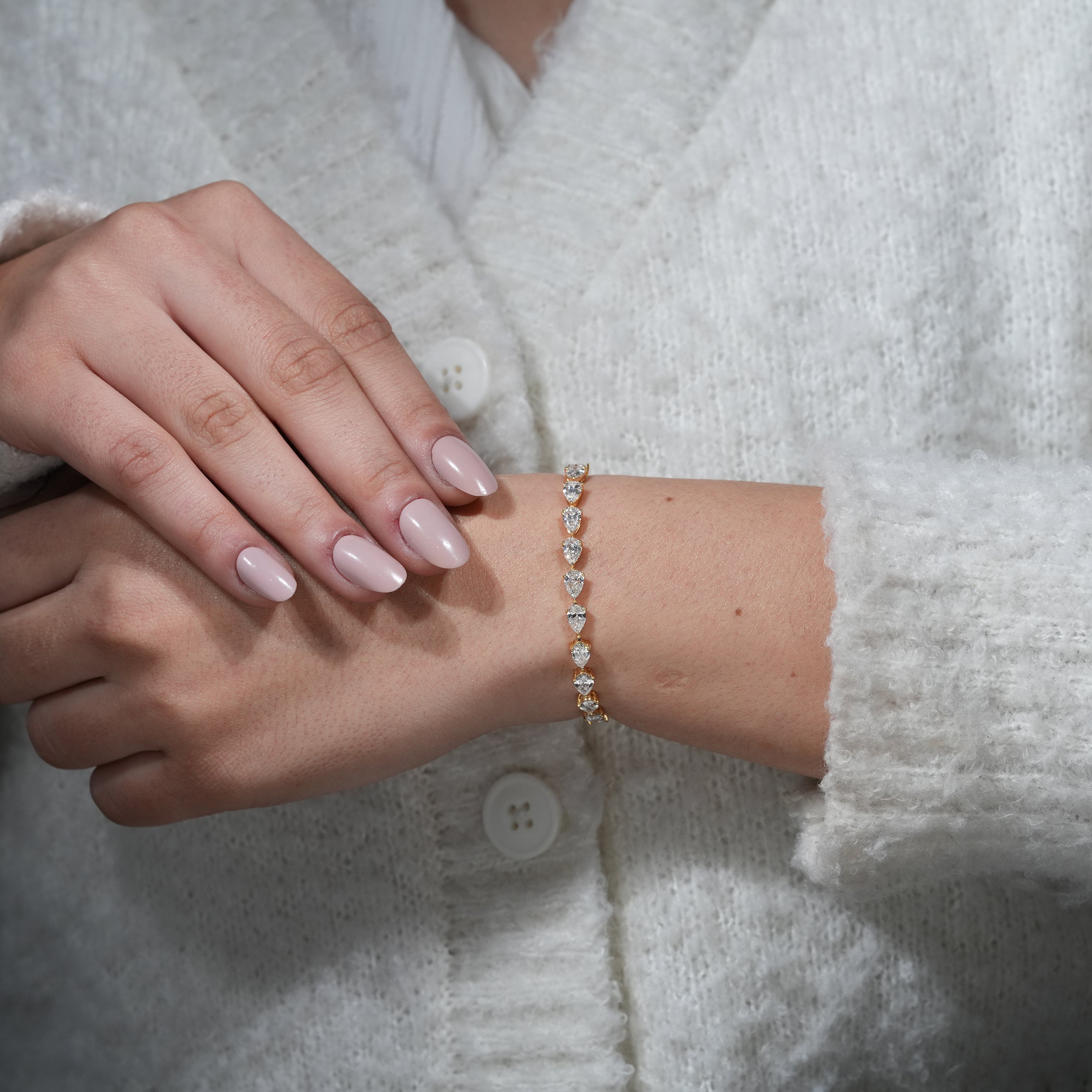 Minimalist pear lab grown diamond bracelet with elegant design