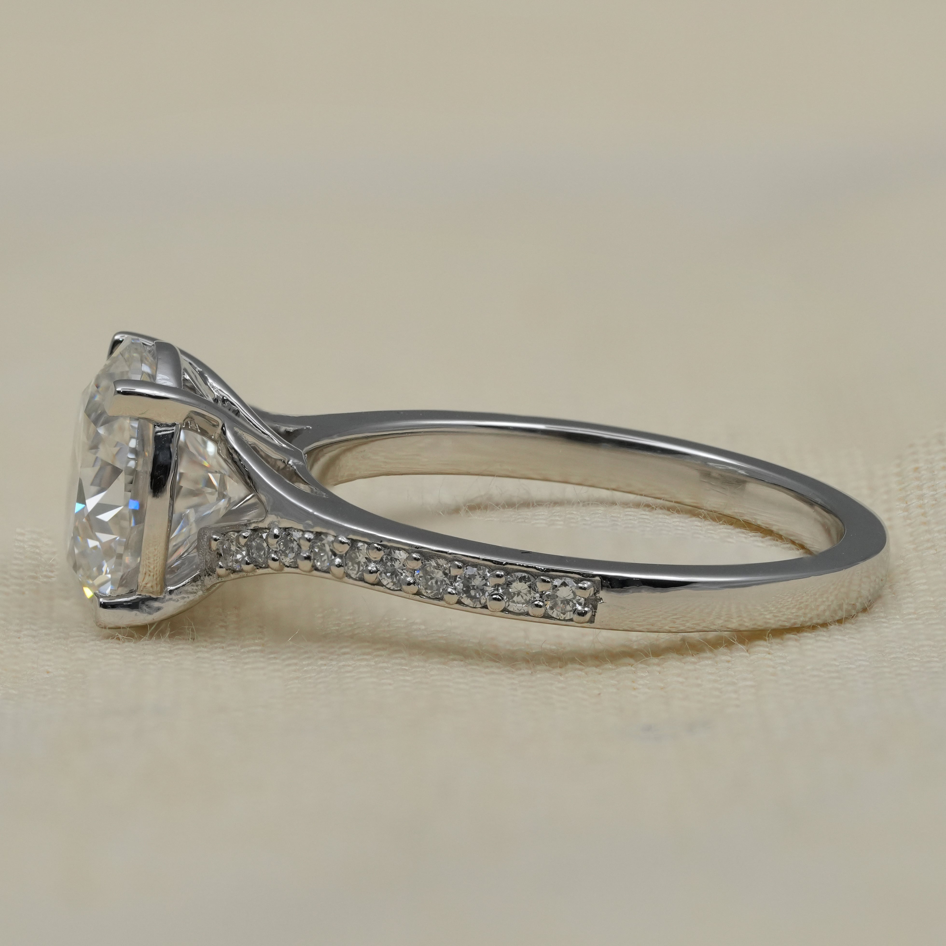 Round Diamond Solitaire Engagement Ring with Split Shank Band