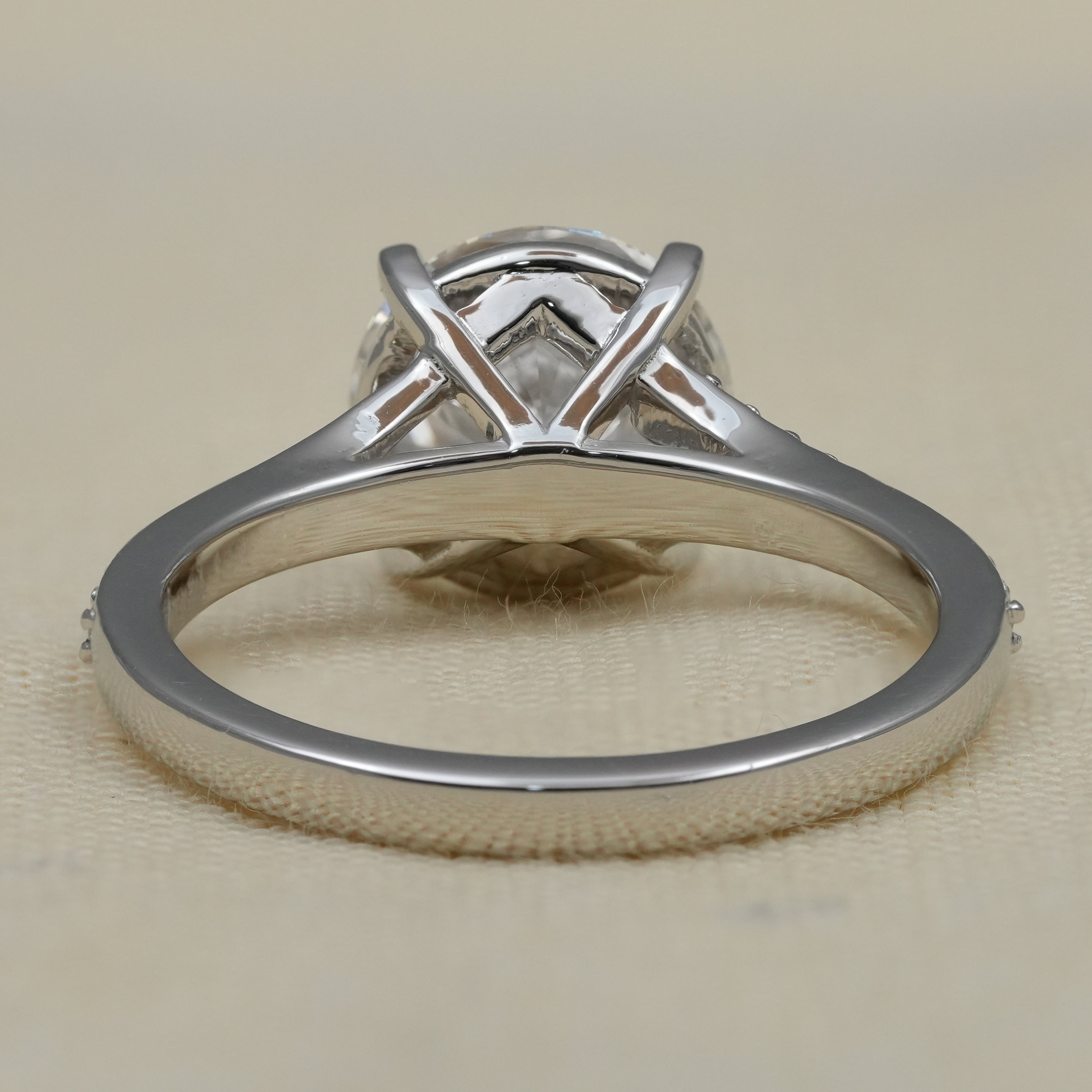 Round Diamond Solitaire Engagement Ring with Split Shank Band