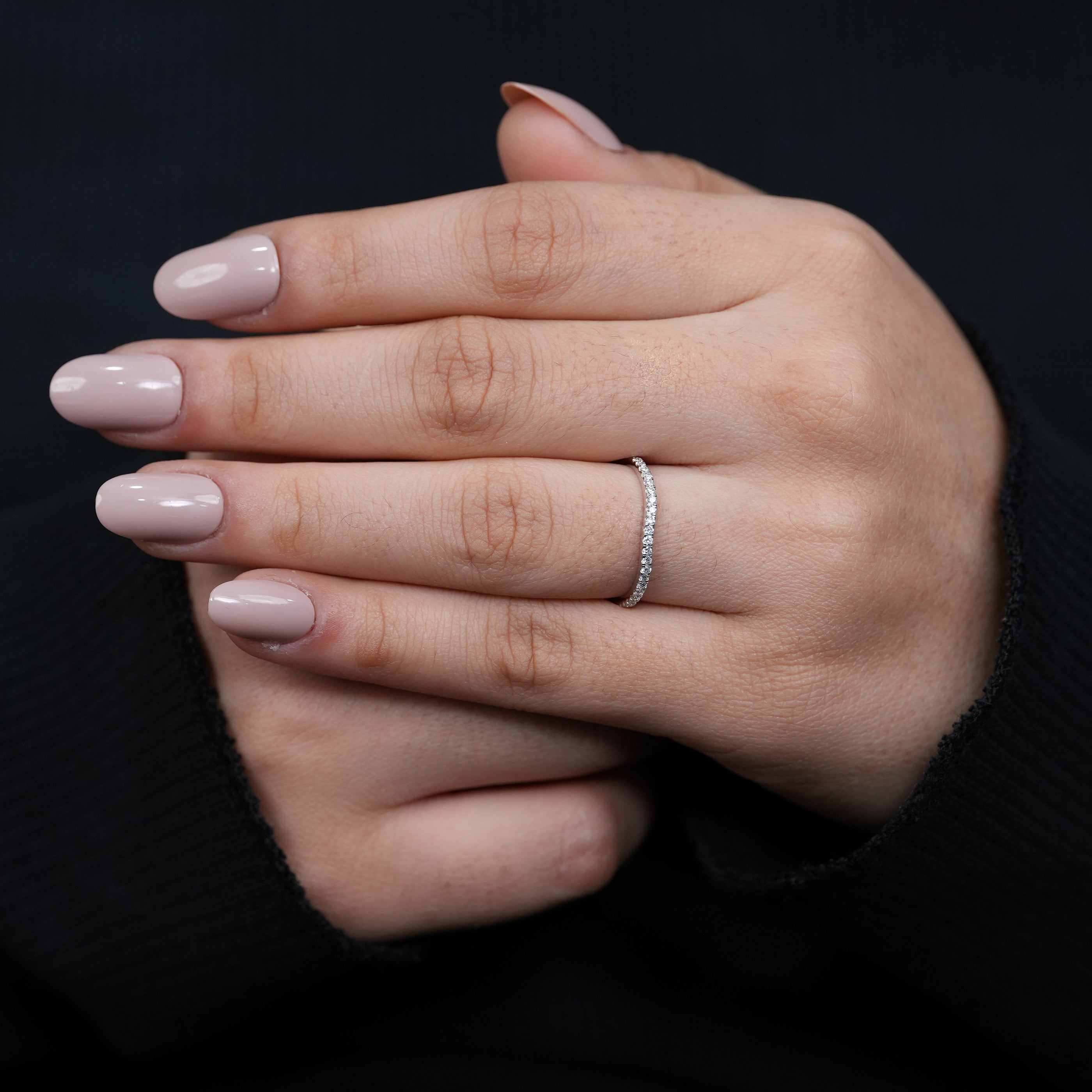 Luxury thin curved lab grown diamond wedding band polished finish