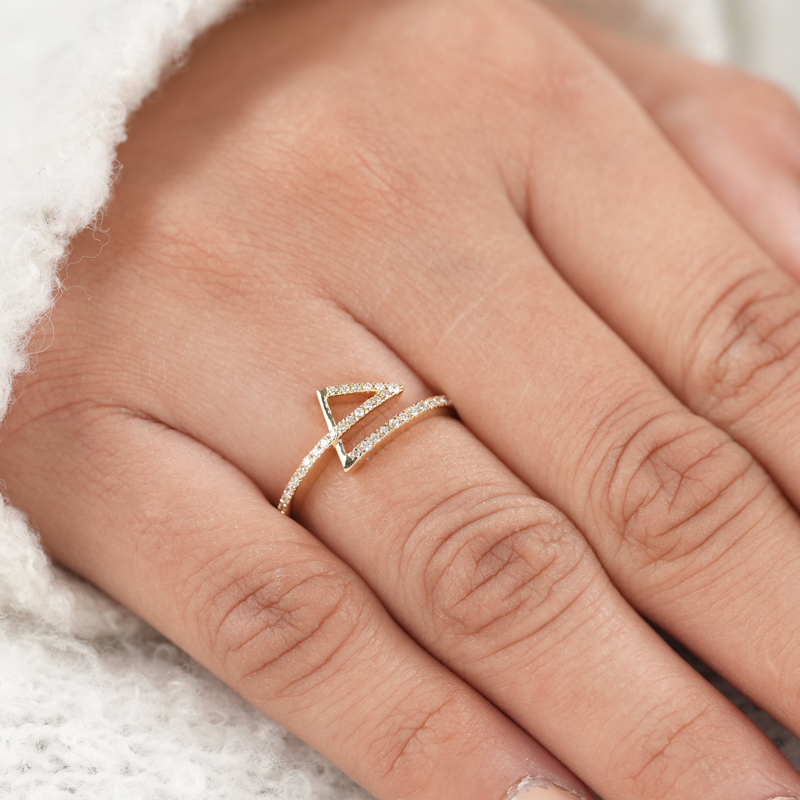 Triangle Lab Diamond Wedding Ring with Pavé Band