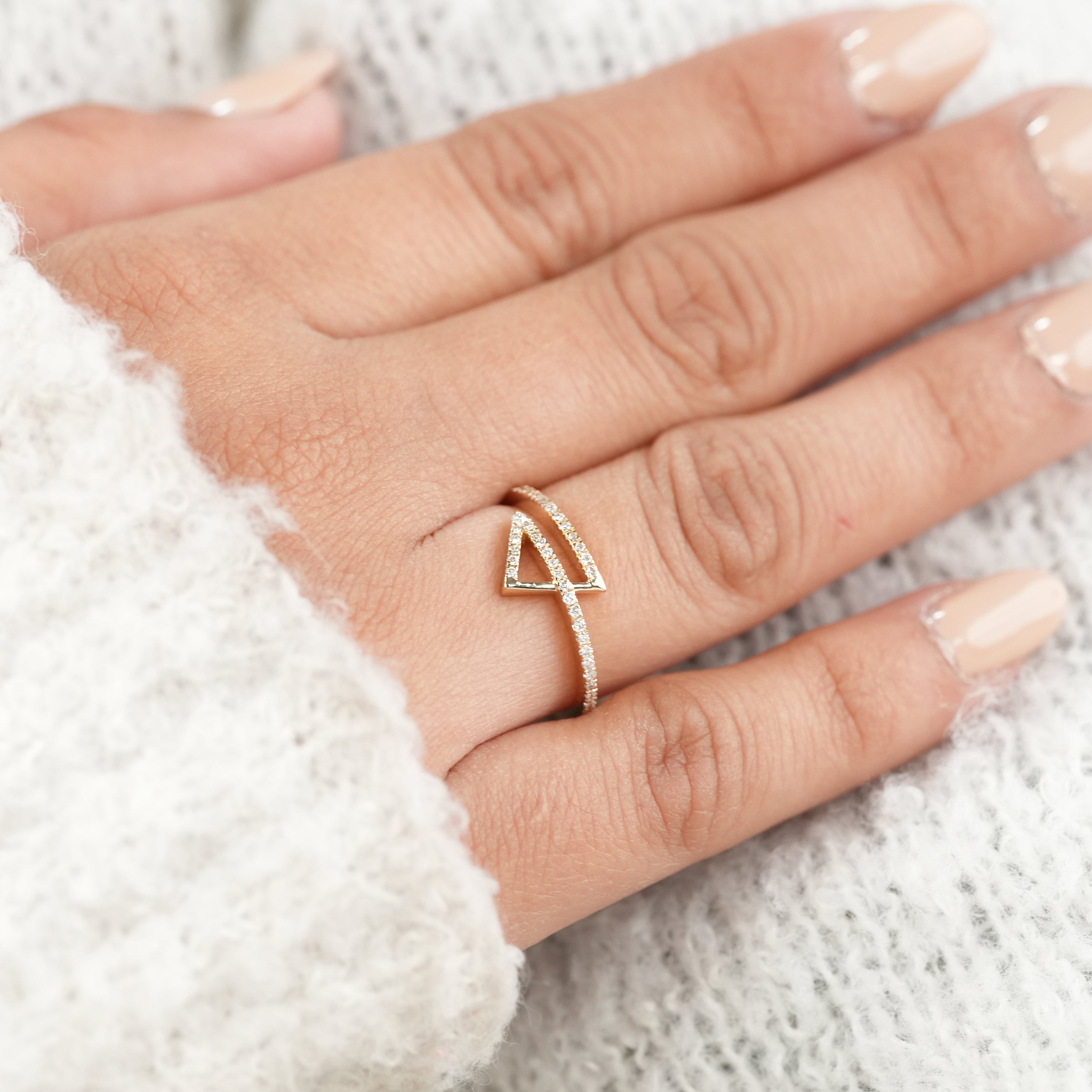 Triangle Lab Diamond Wedding Ring with Pavé Band