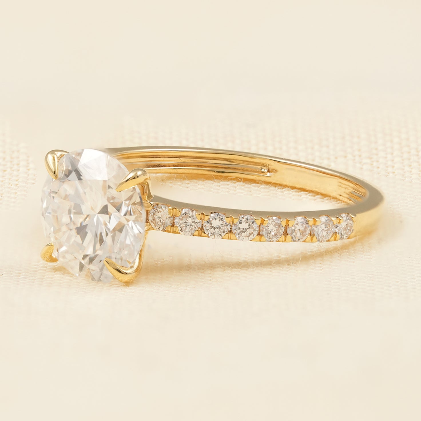 Classic Round Lab Diamond Solitaire Ring with Pavé Band