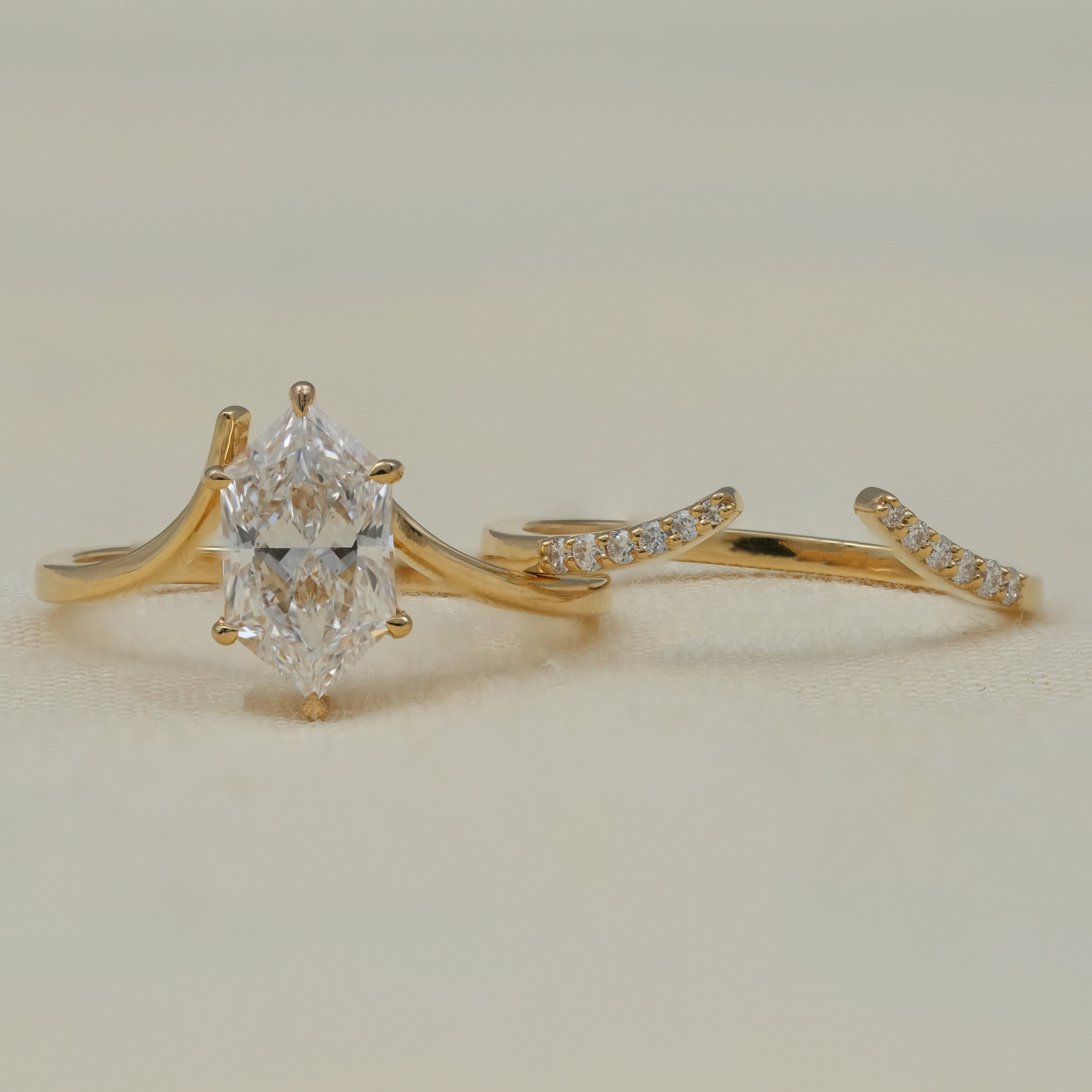 Luxury Hexagon Lab Diamond Solitaire with Curved Band Ring Set