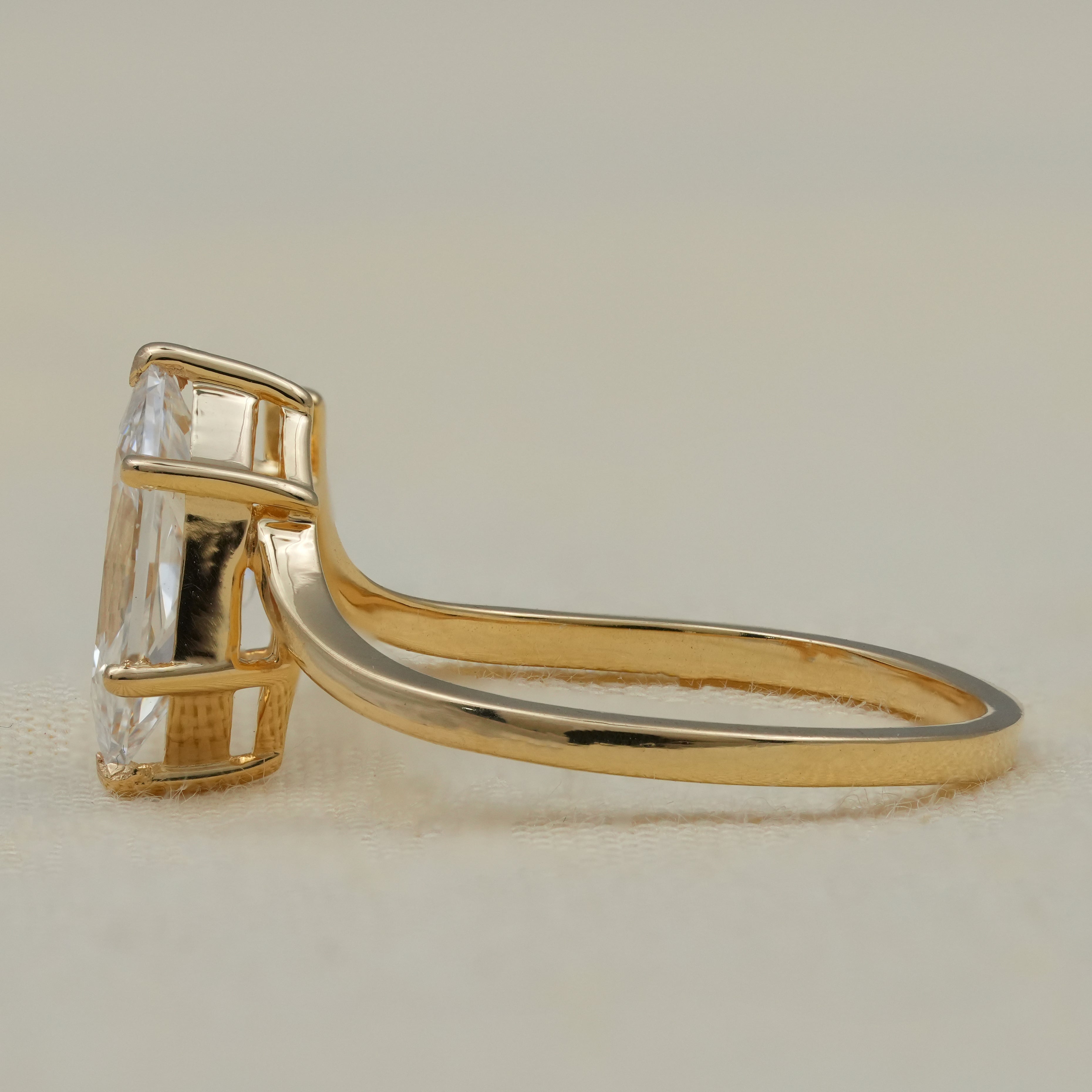 Luxury Hexagon Lab Diamond Solitaire with Curved Band Ring Set