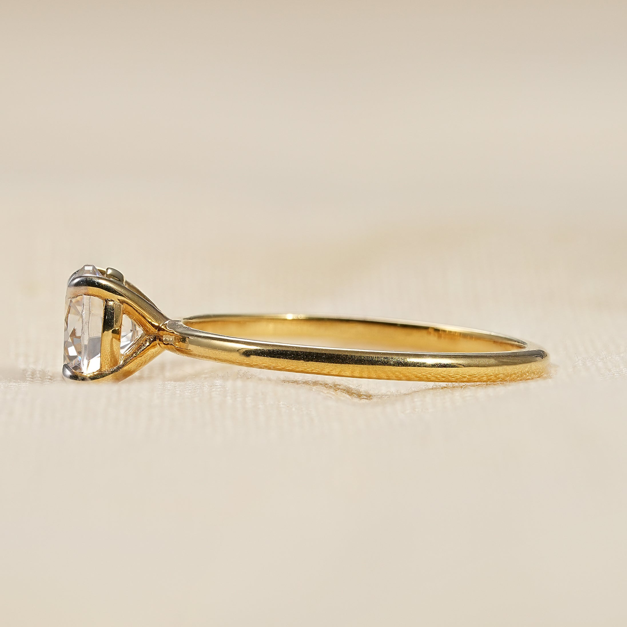 Timeless round solitaire diamond engagement ring for women