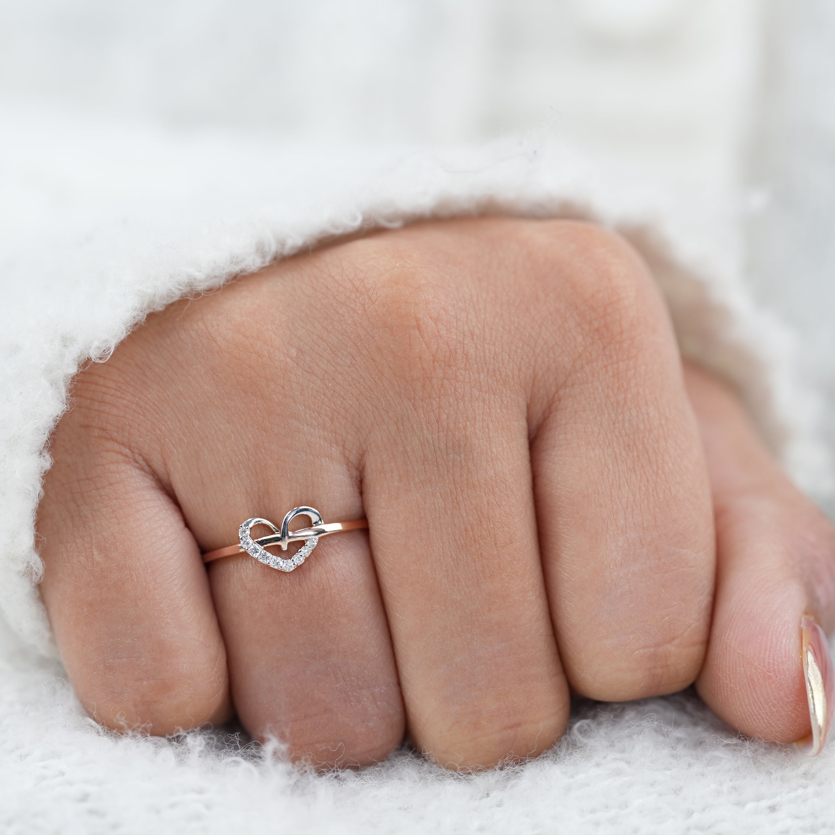 Heart Knot Lab Diamond Minimalist Wedding Ring