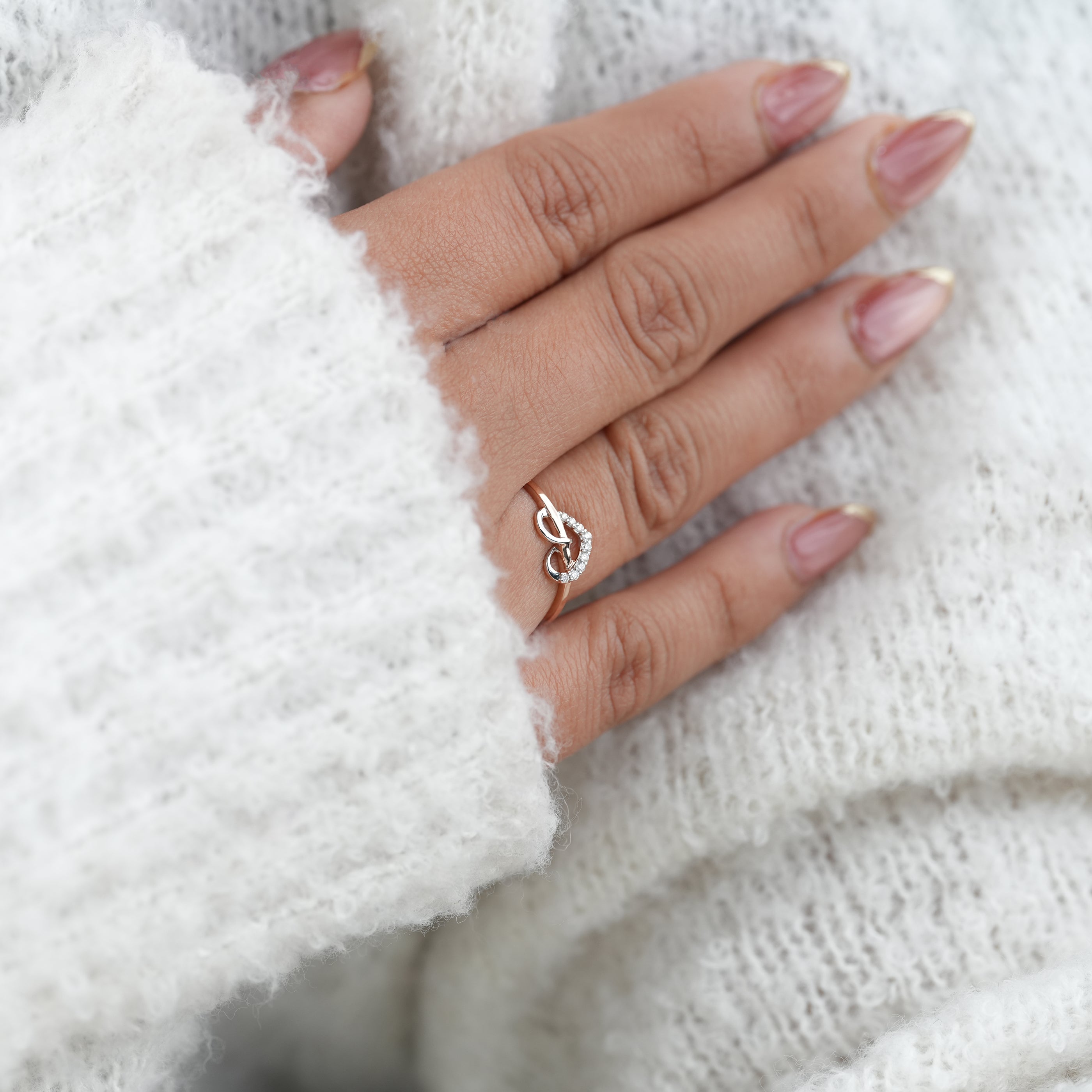 Heart Knot Lab Diamond Minimalist Wedding Ring