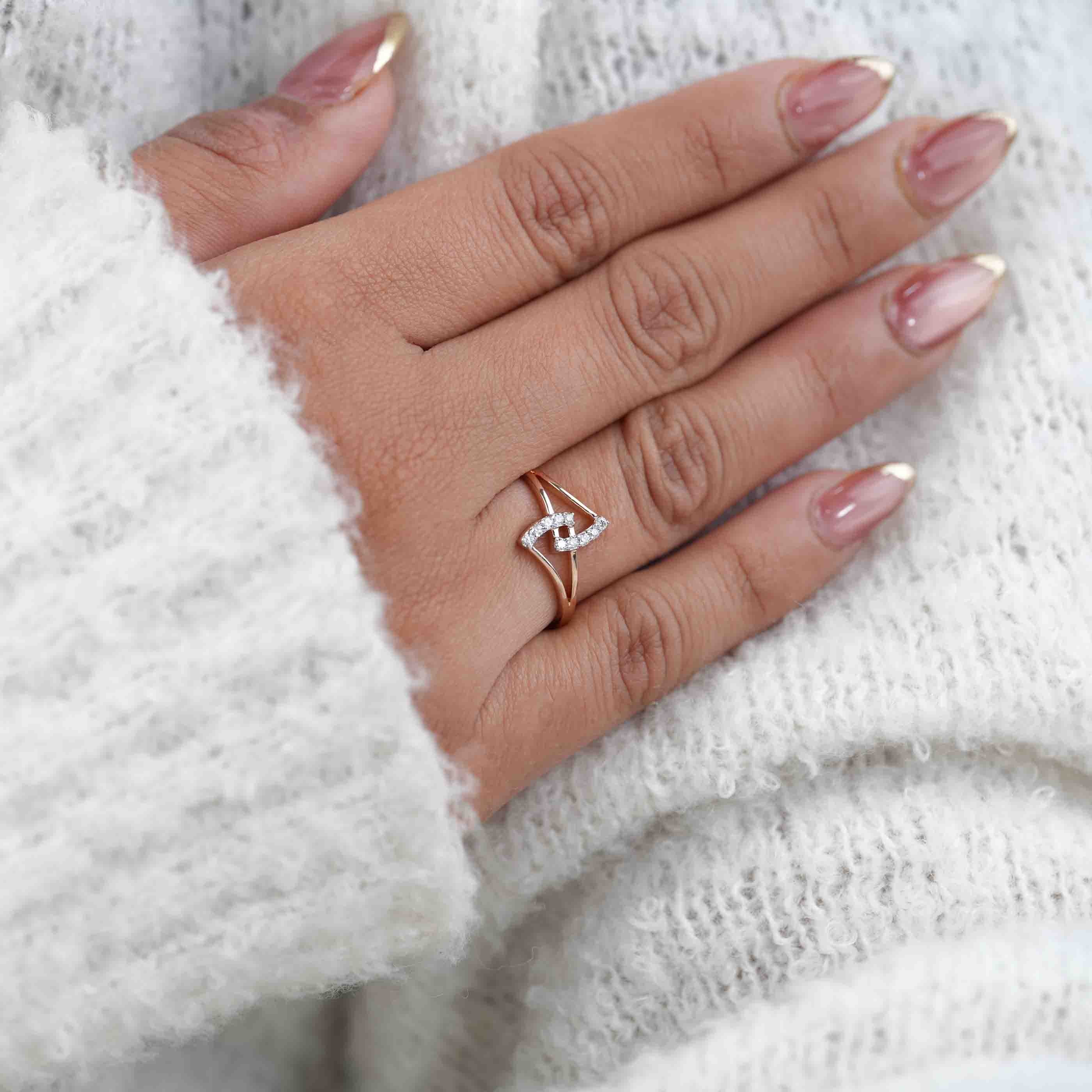 Luxury Geometric Curve Lab Diamond Minimalist Wedding Ring