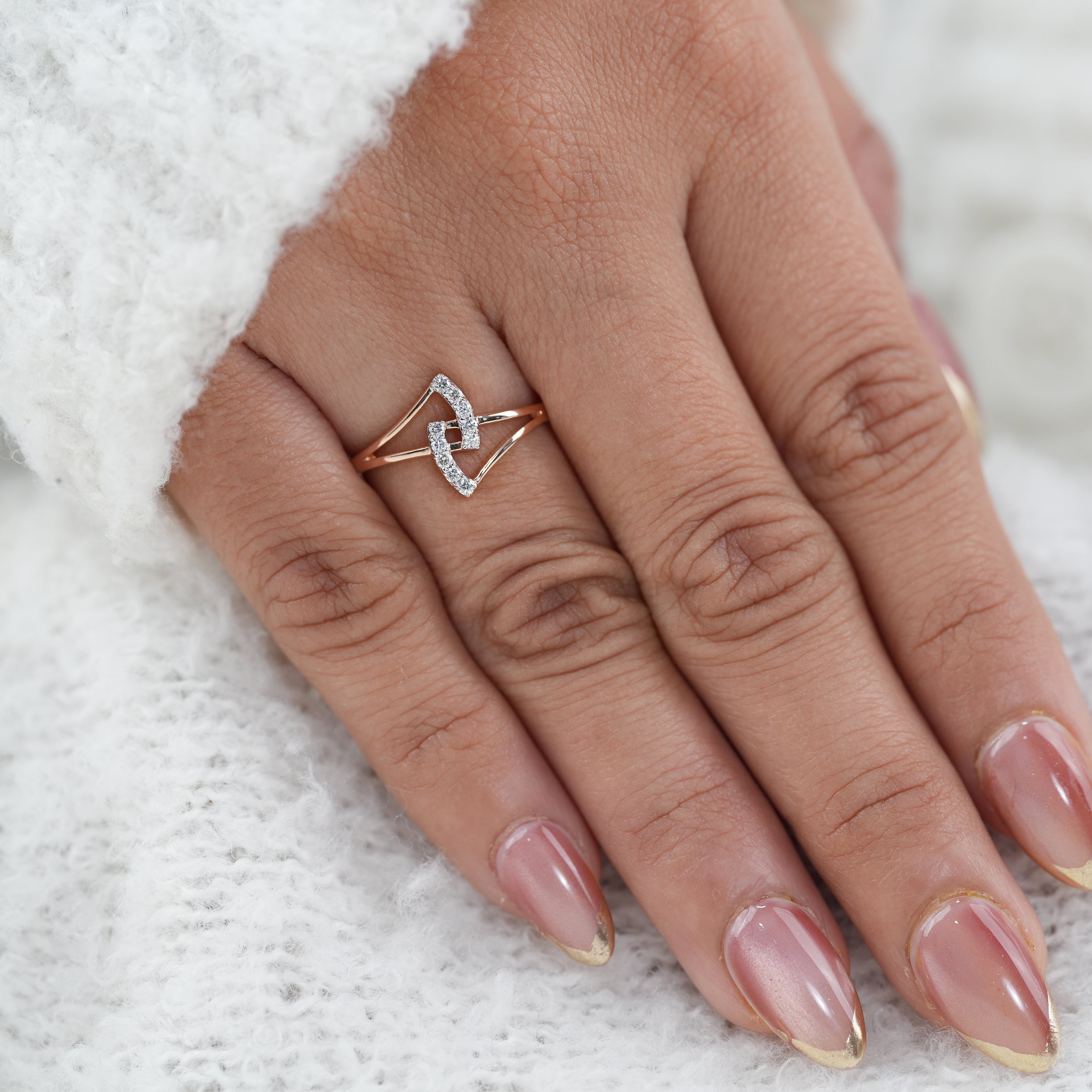 Luxury Geometric Curve Lab Diamond Minimalist Wedding Ring