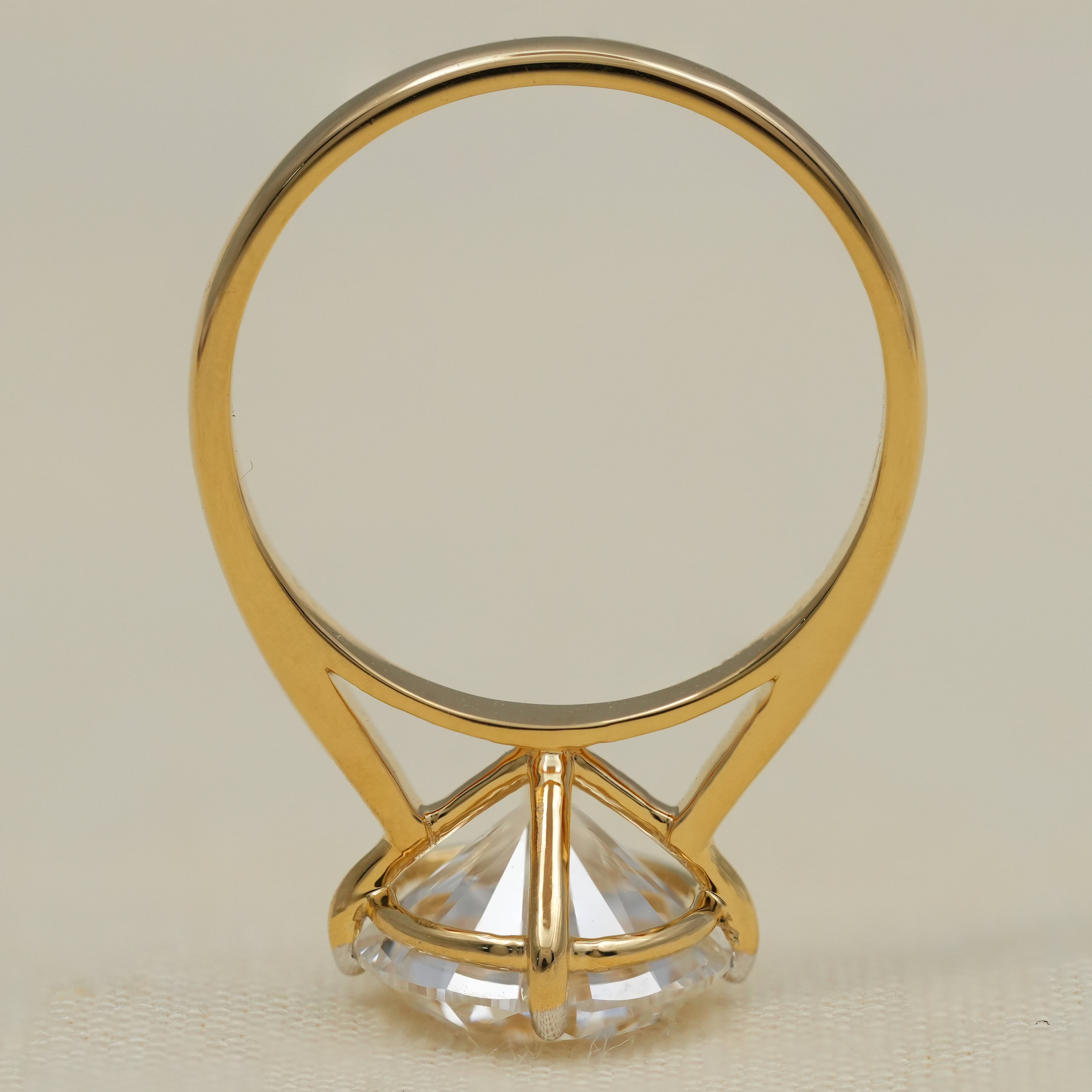 Round Lab Grown Diamond Solitaire Engagement Ring