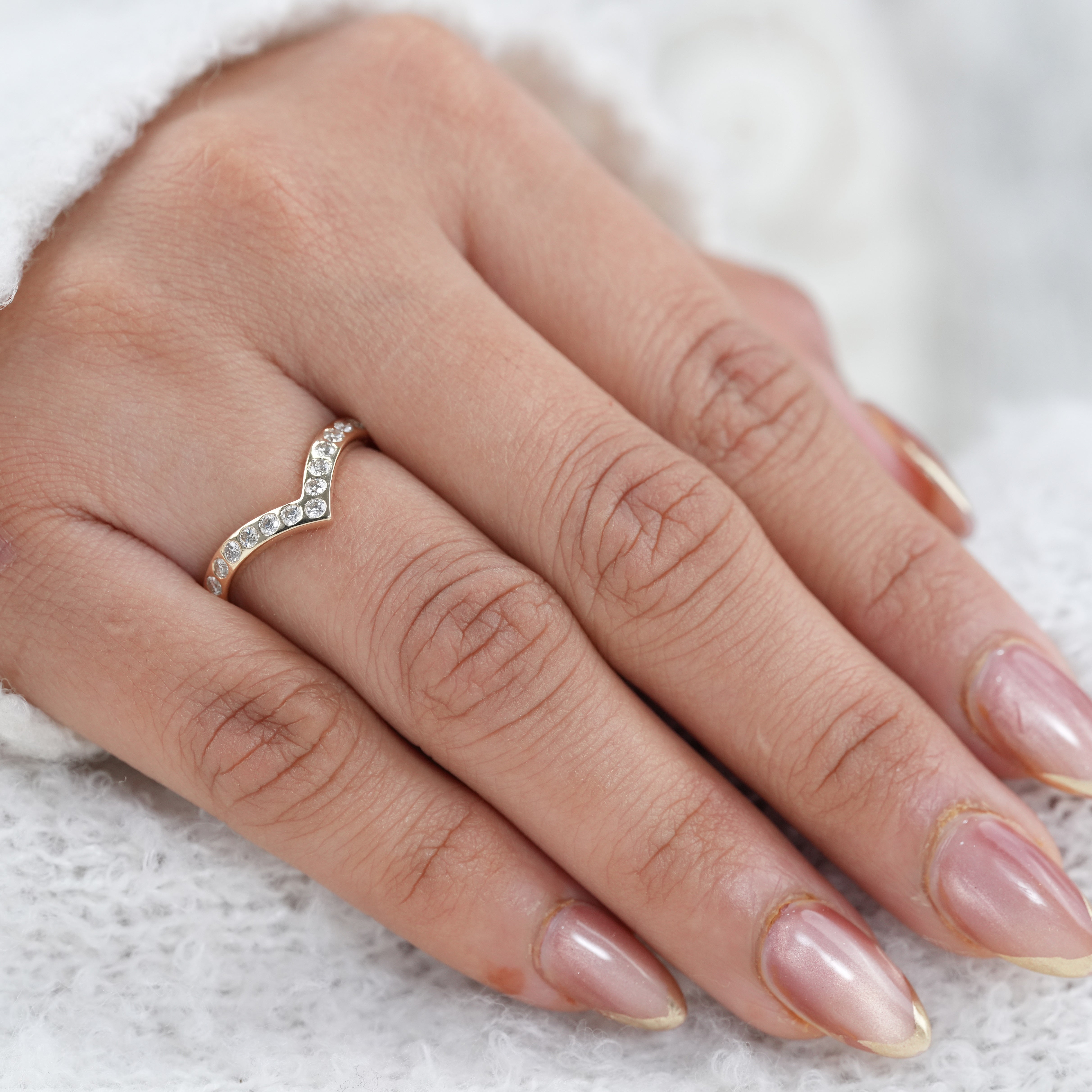 Luxury V Shape Lab Diamond Bezel Set Gold Stackable Ring
