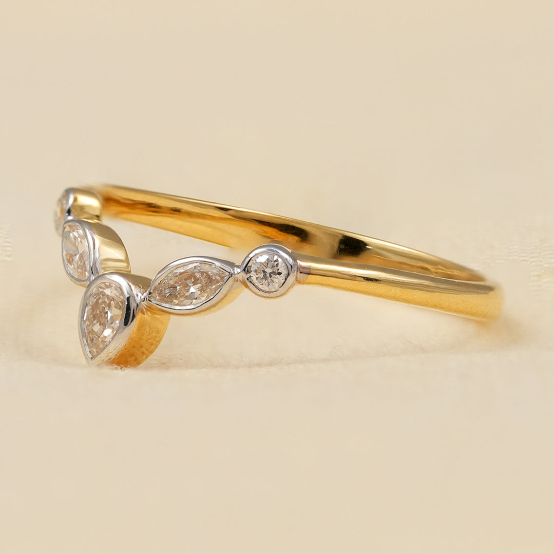 Dainty Pink Pear Shaped Lab Diamond Ring Set for Women