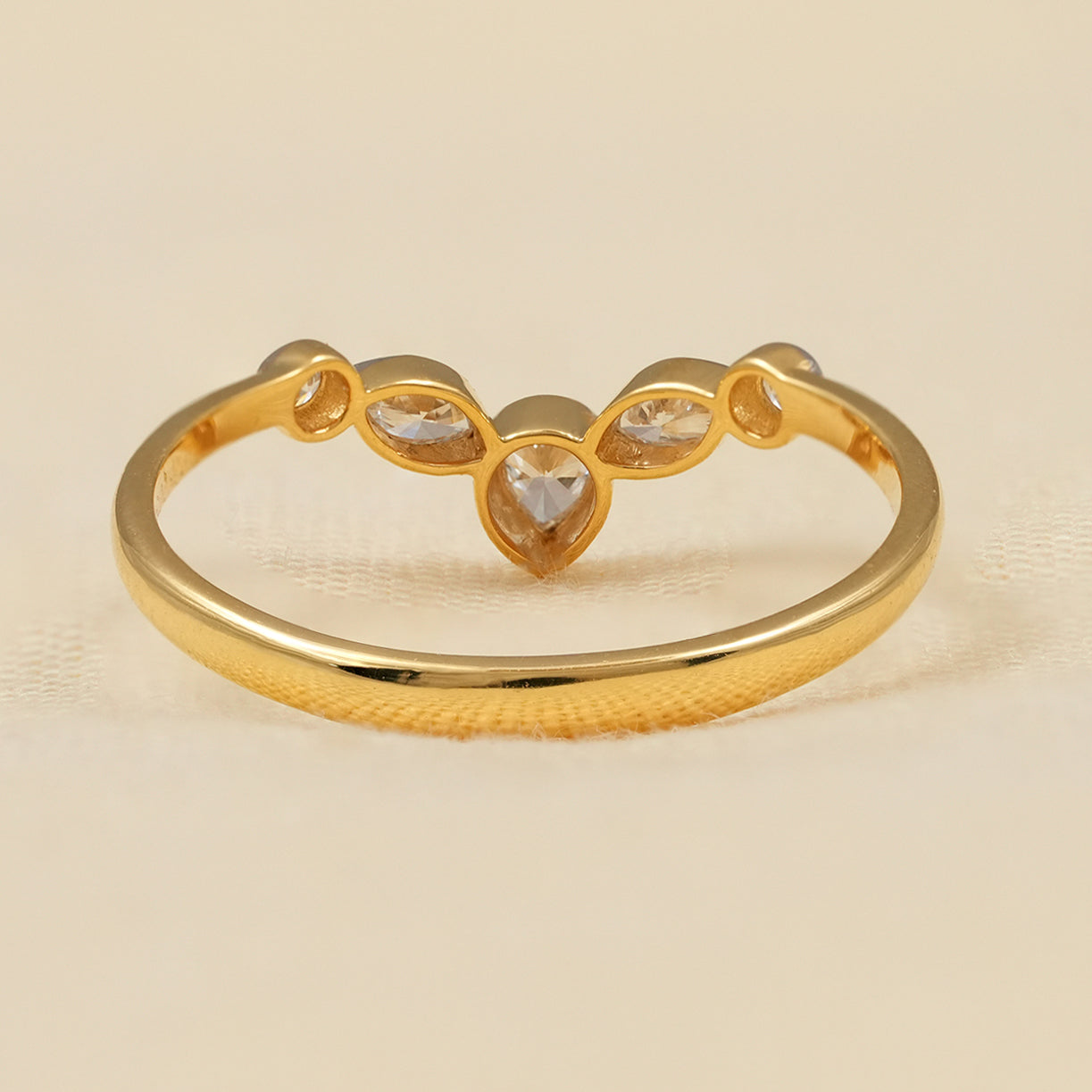 Minimalist Pear Shaped Bridal Set in Solid Yellow Gold